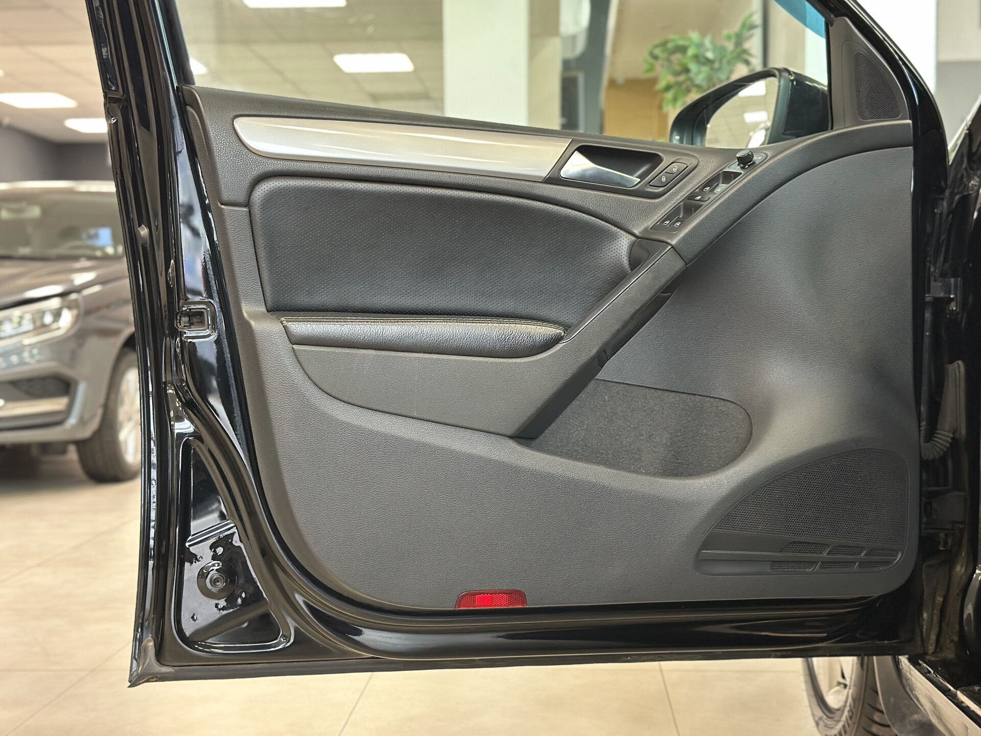 Volkswagen Golf, VI 2011