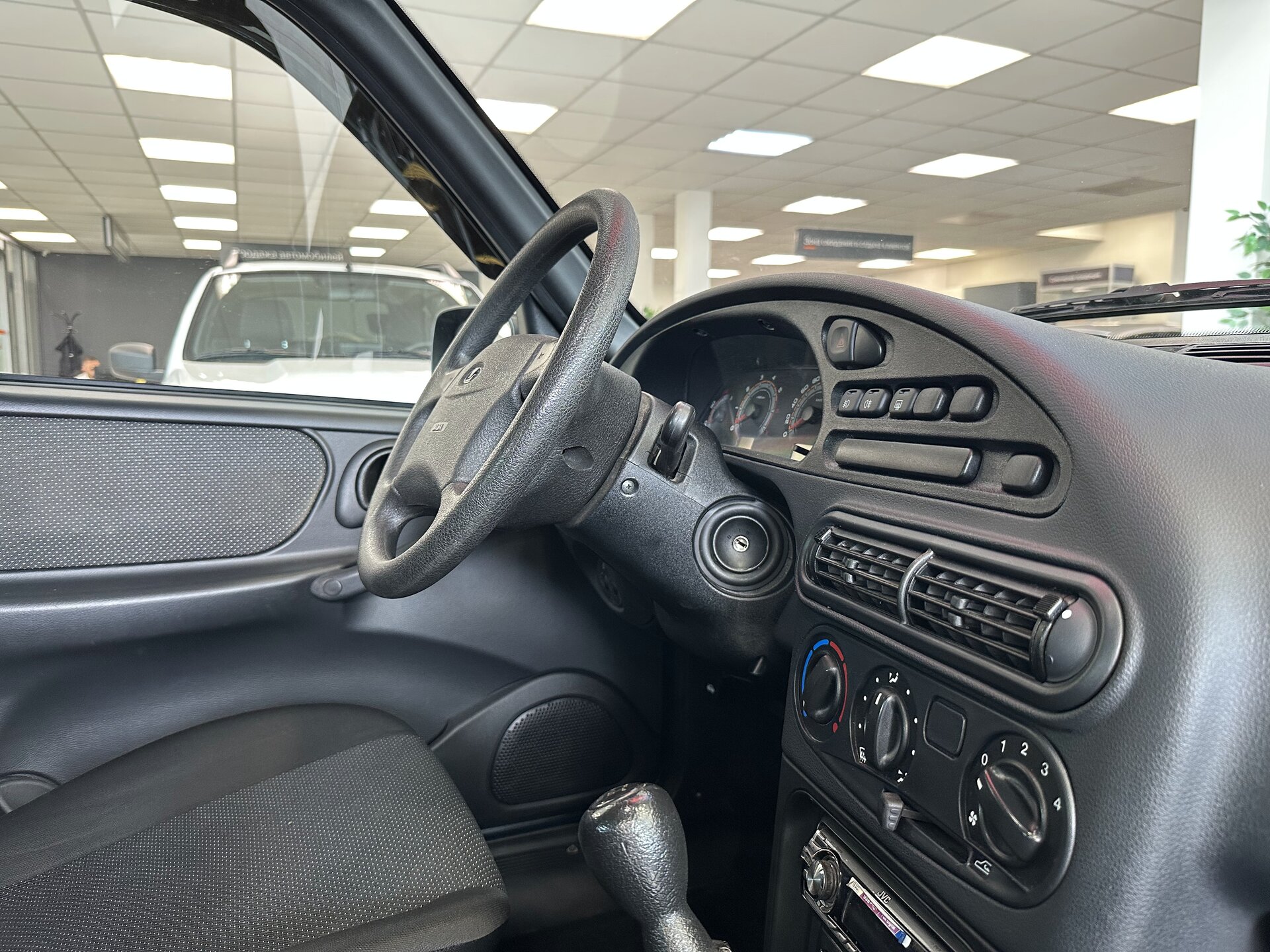 Lada (ВАЗ) Niva Travel, I 2023