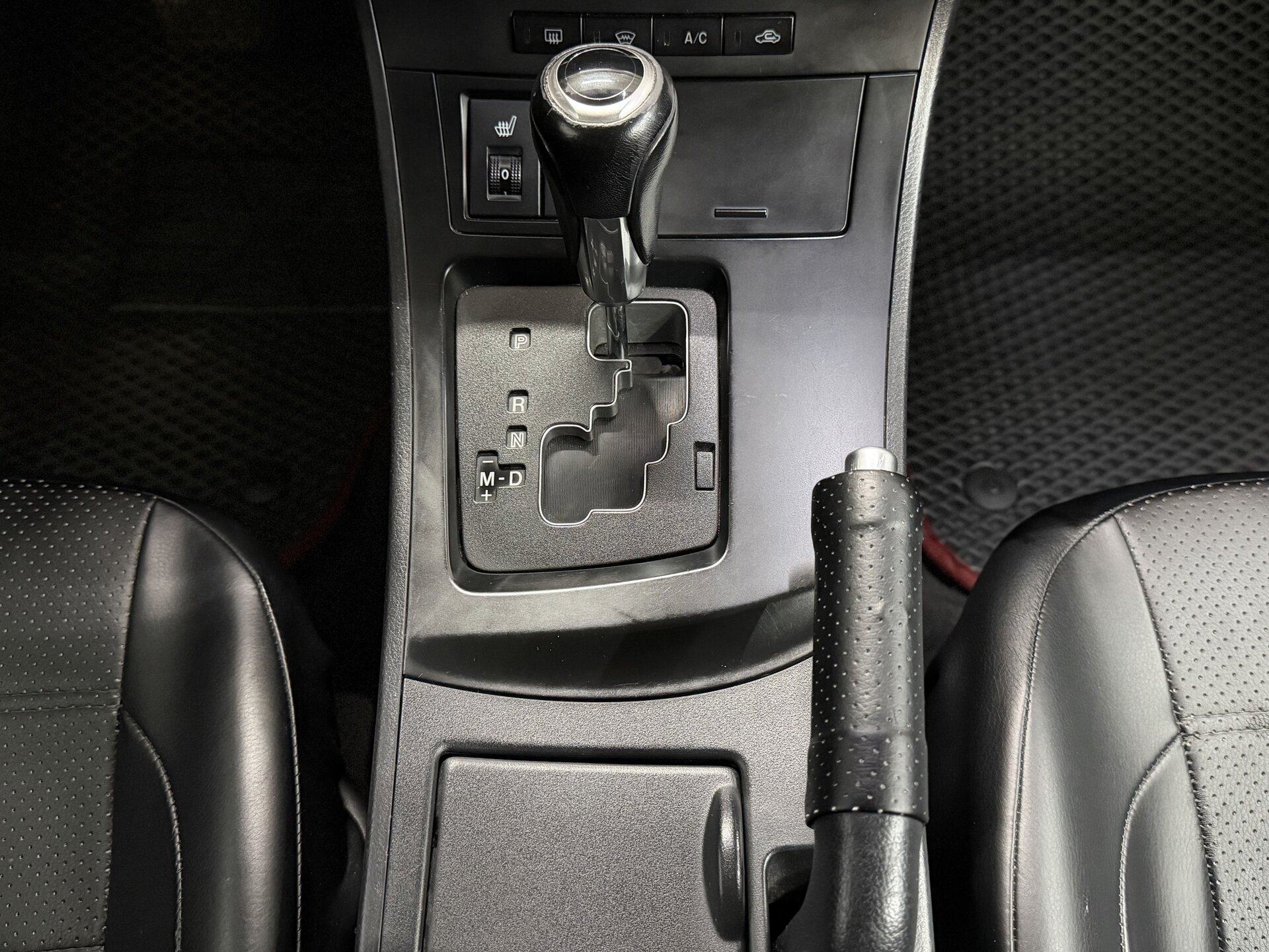Mazda 3, II (BL) Рестайлинг 2012 Mazda 3, II (BL) Рестайлинг 2012