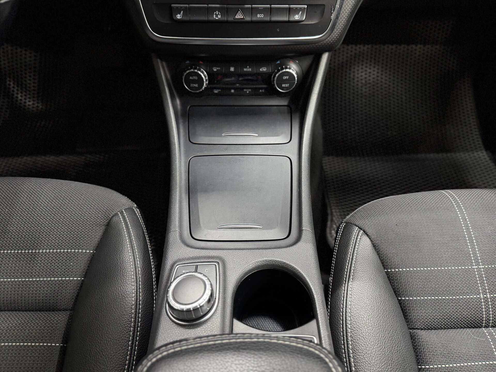 Mercedes-Benz A-Класс, III (W176) 2014