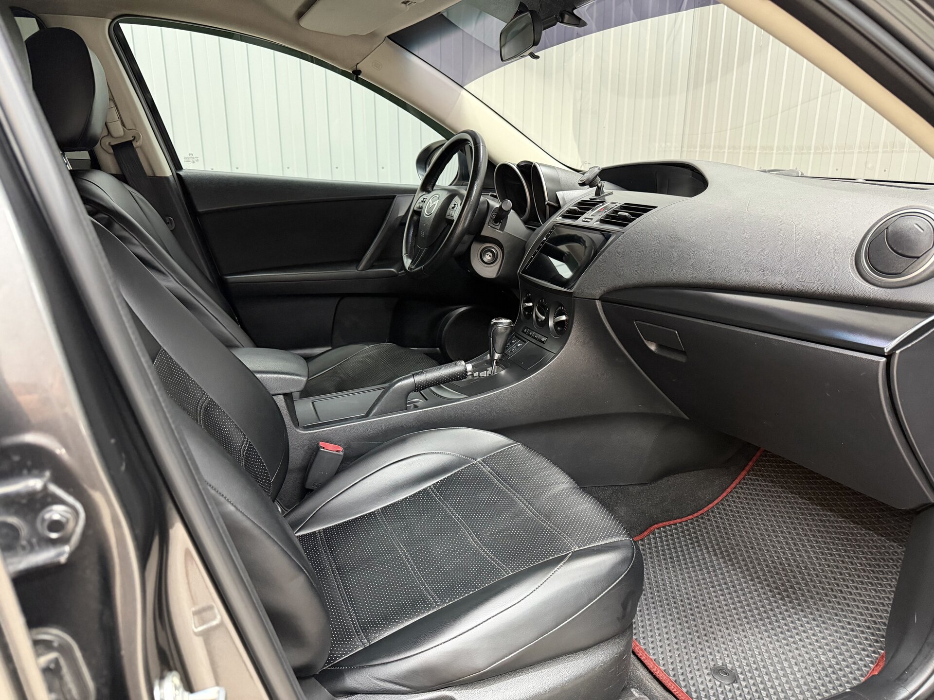 Mazda 3, II (BL) Рестайлинг 2012 Mazda 3, II (BL) Рестайлинг 2012