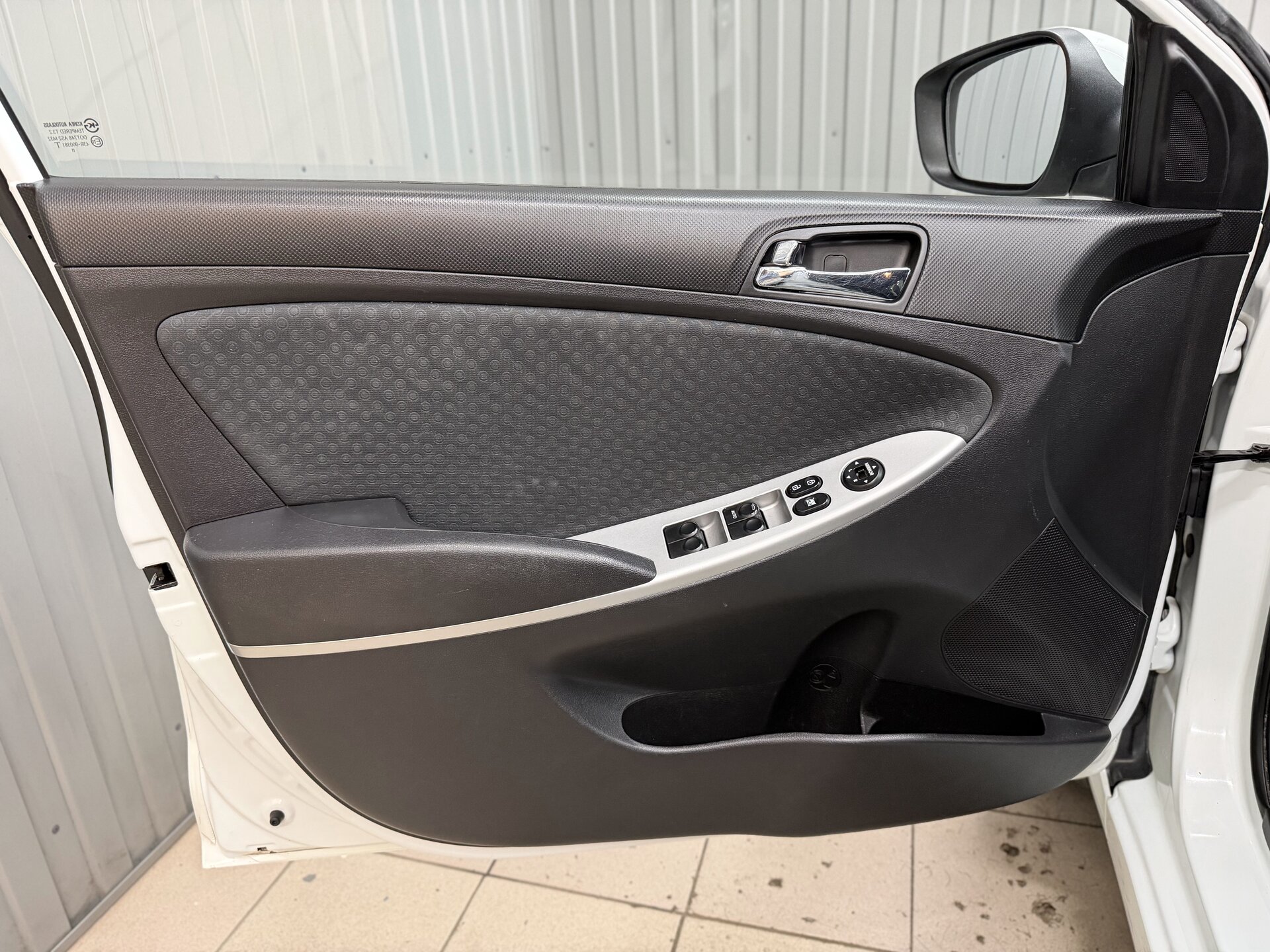 Hyundai Solaris, I 2012