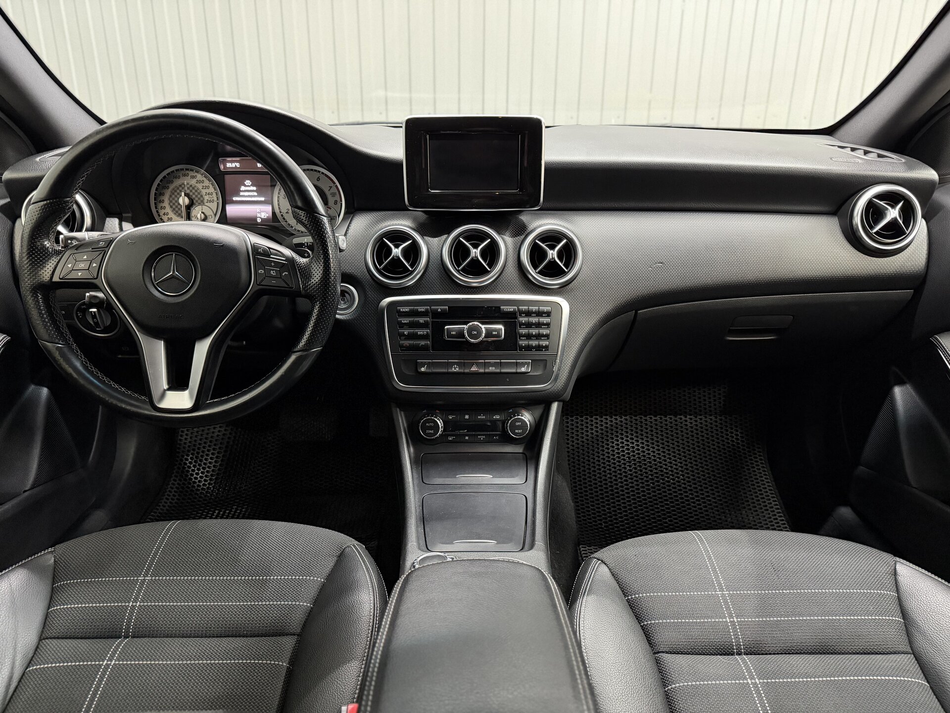 Mercedes-Benz A-Класс, III (W176) 2014