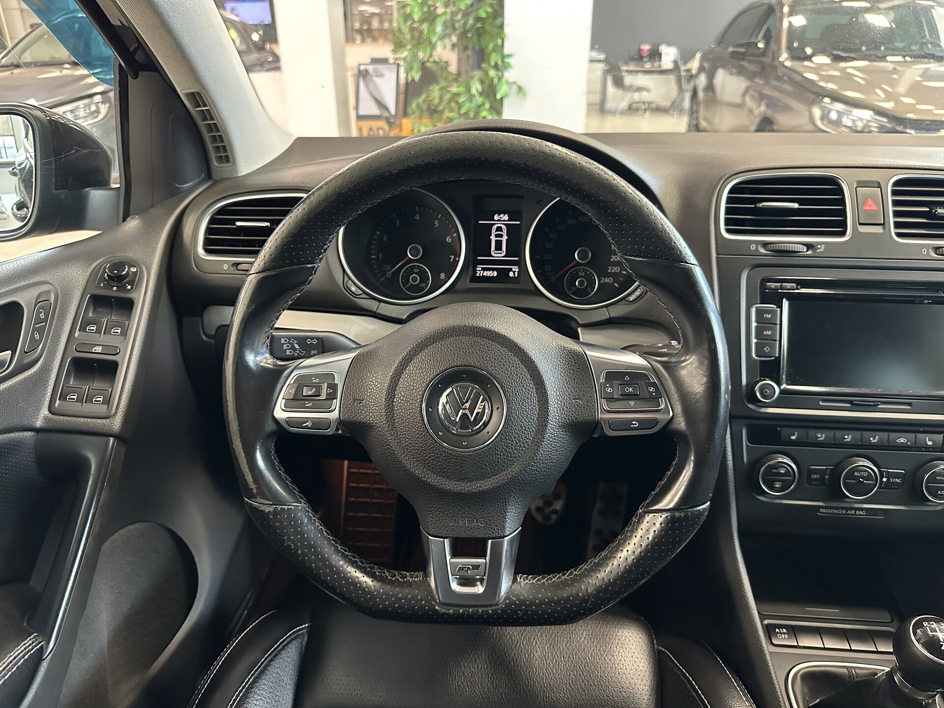 Volkswagen Golf, VI 2011