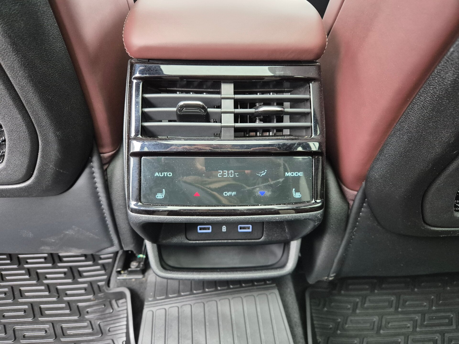 Geely Monjaro, I 2023