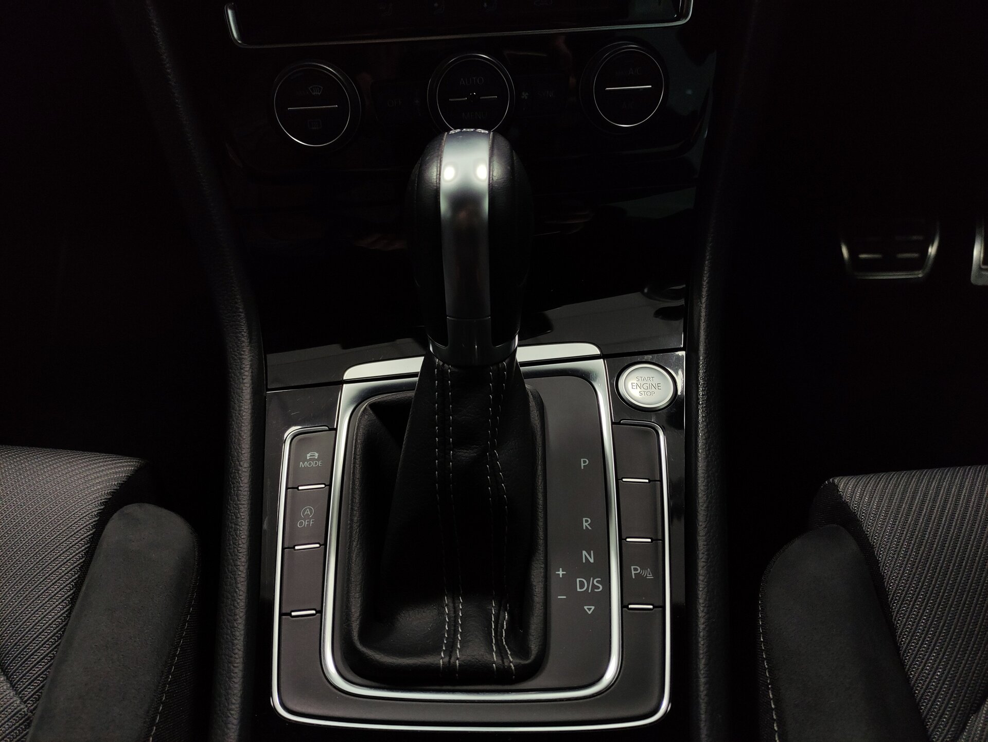 Volkswagen Golf, VII 2014