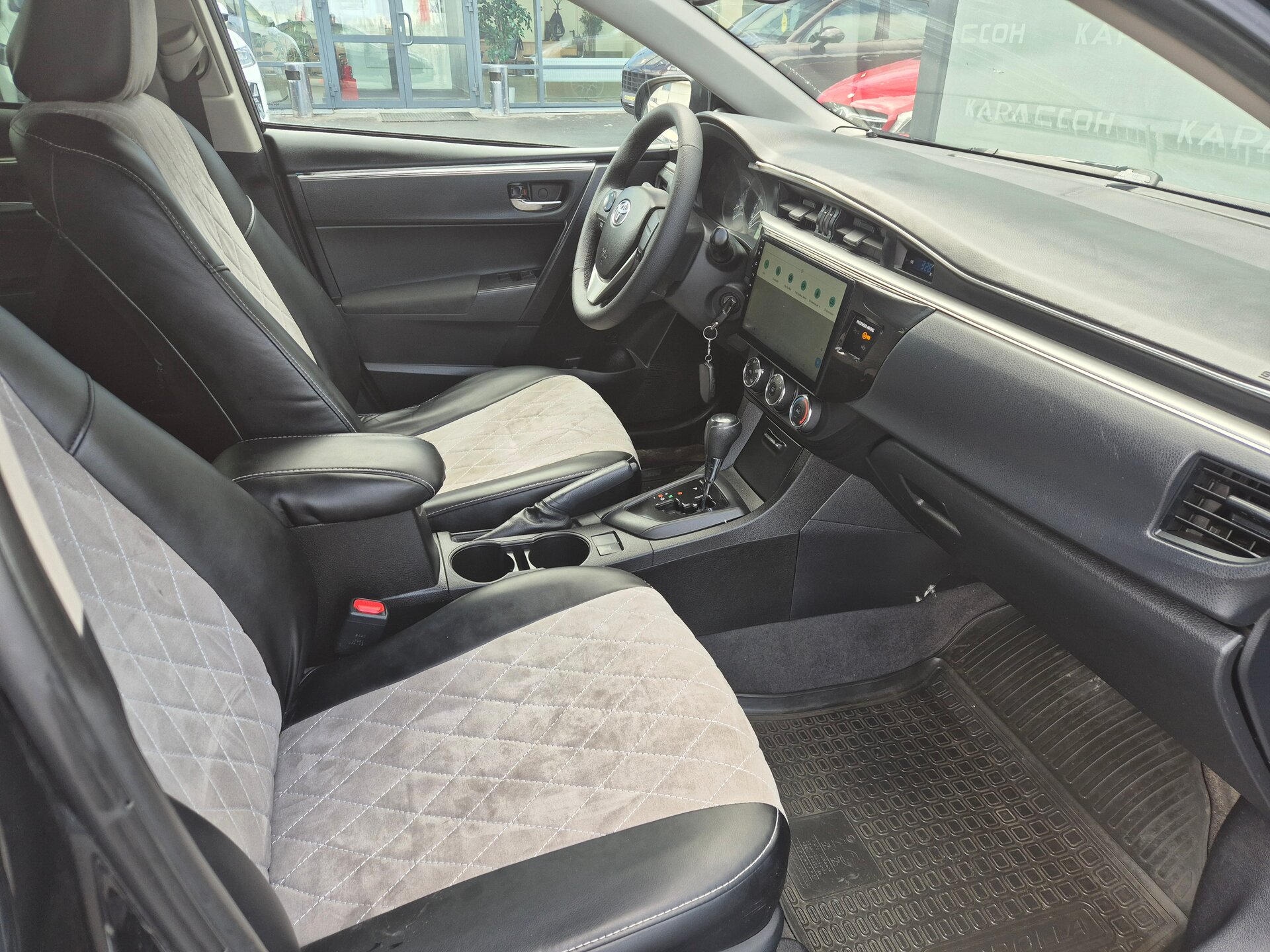 Toyota Corolla, XI (E160, E170, E180) 2013