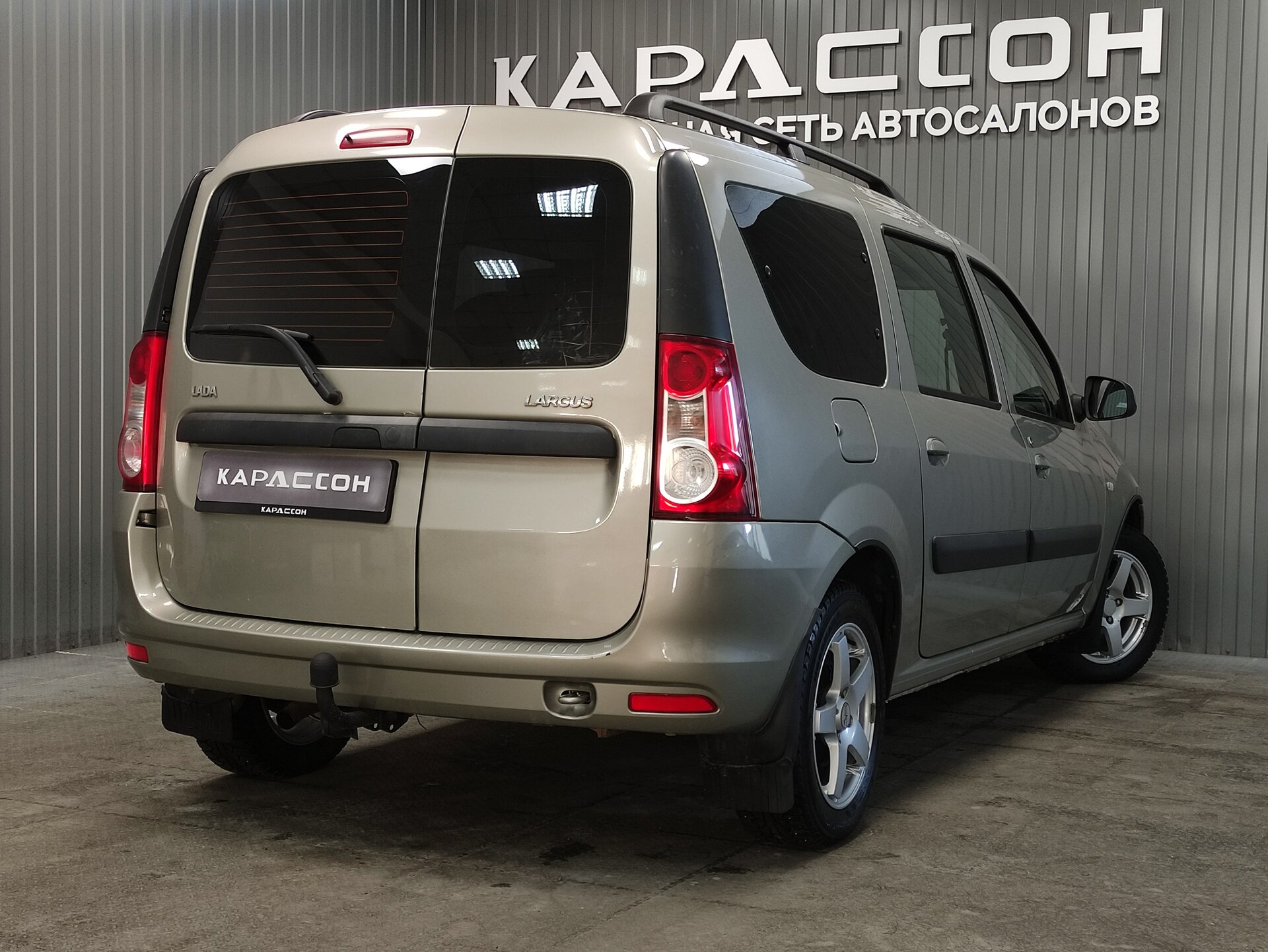 Lada (ВАЗ) Largus, I 2013