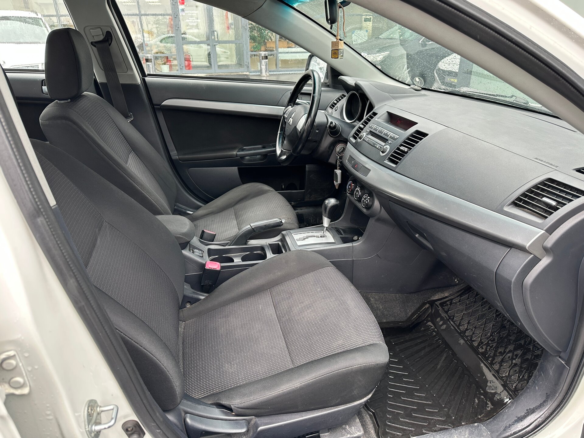 Mitsubishi Lancer, X 2010