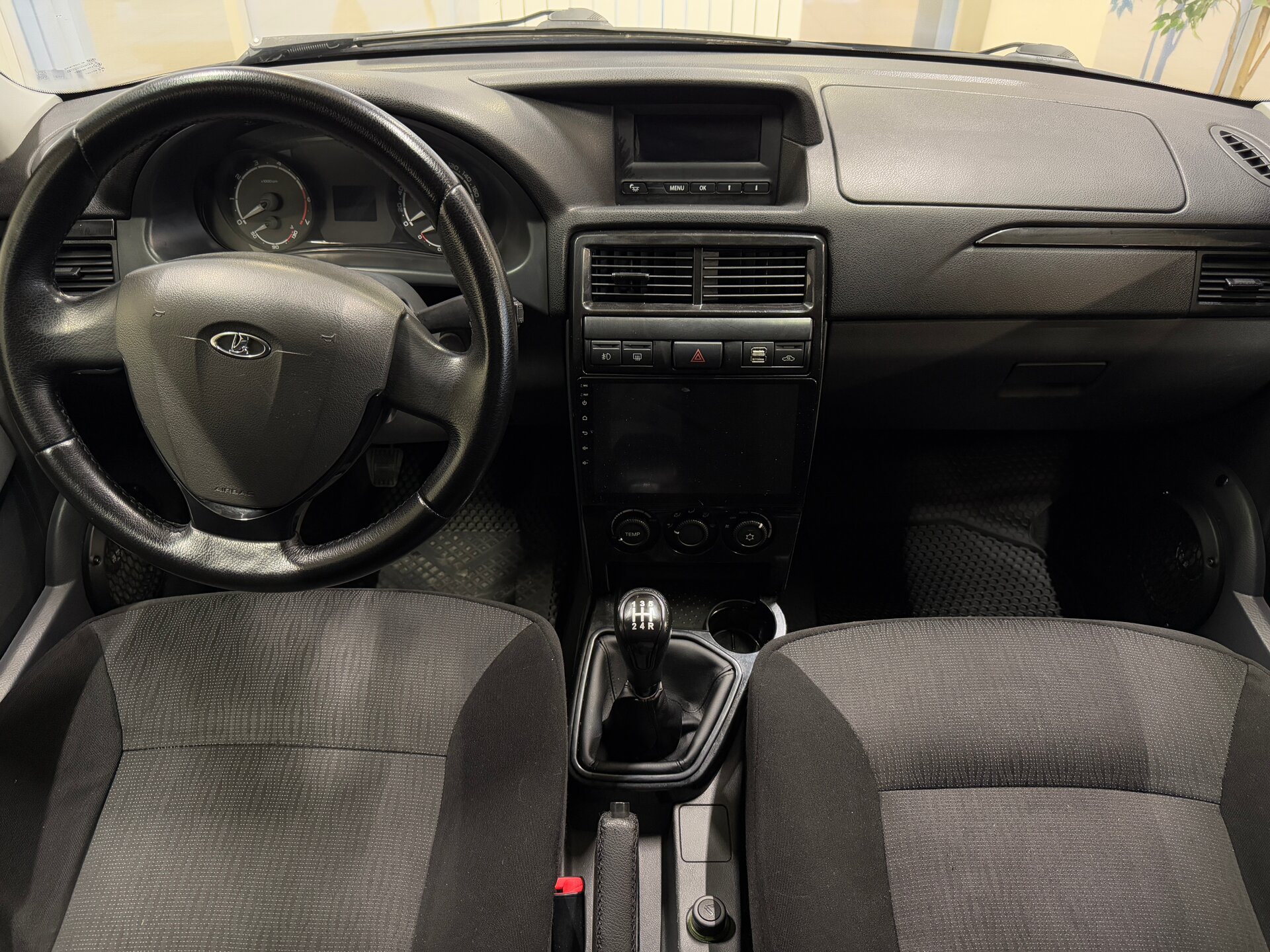 Lada (ВАЗ) Priora, I Рестайлинг 2014 Lada (ВАЗ) Priora, I Рестайлинг 2014