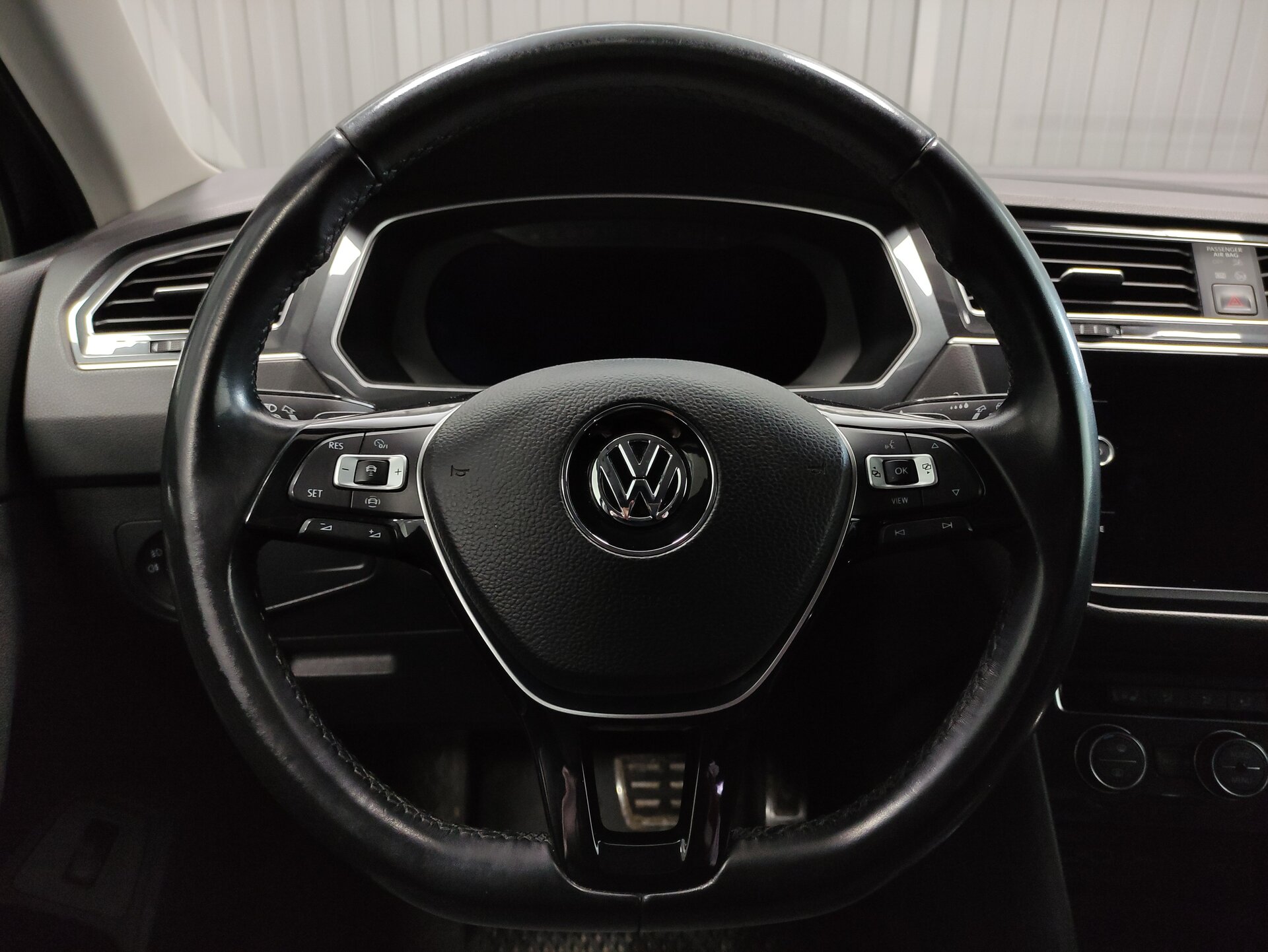 Volkswagen Tiguan, II 2018