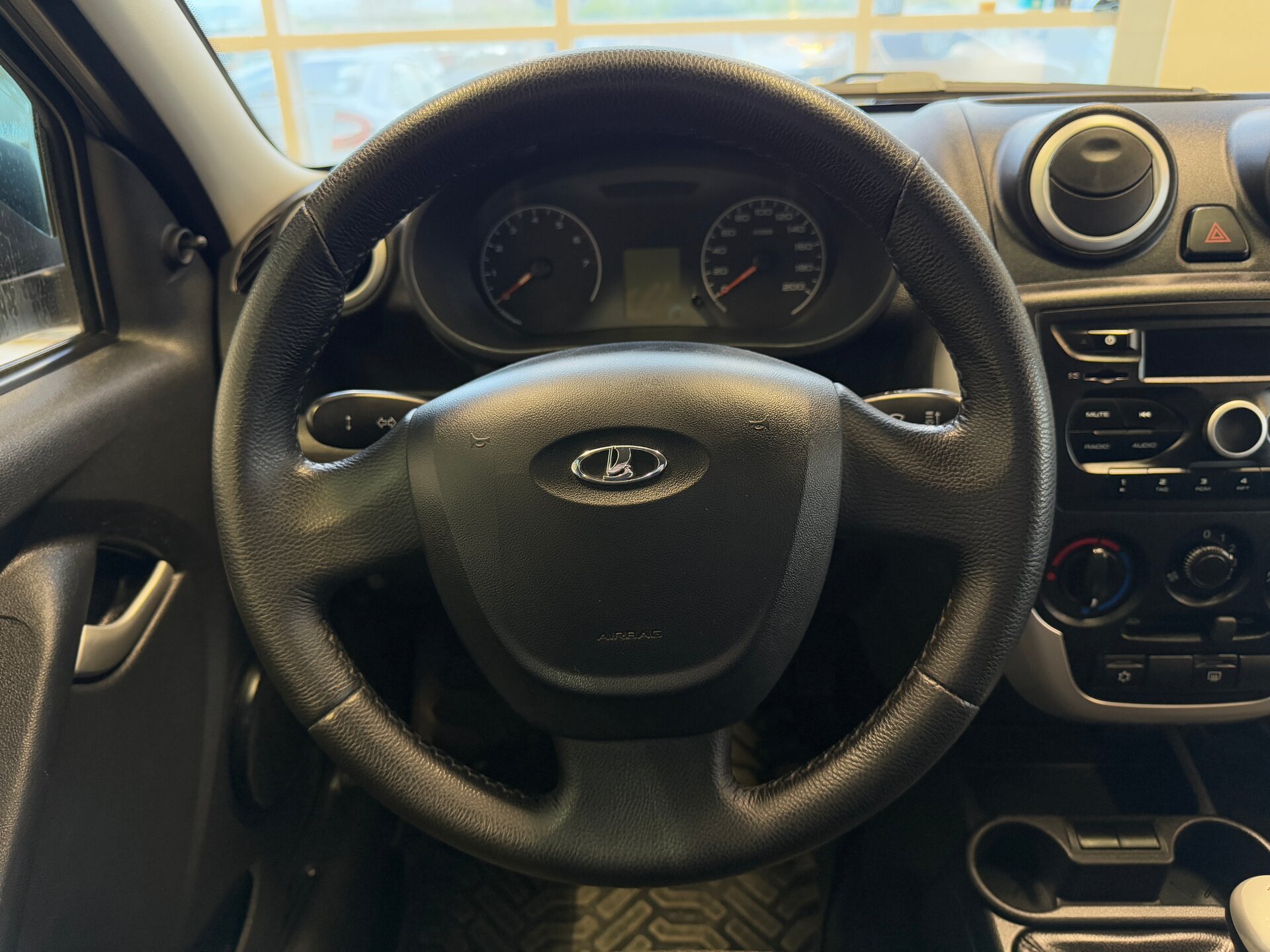 Lada (ВАЗ) Granta, I 2015