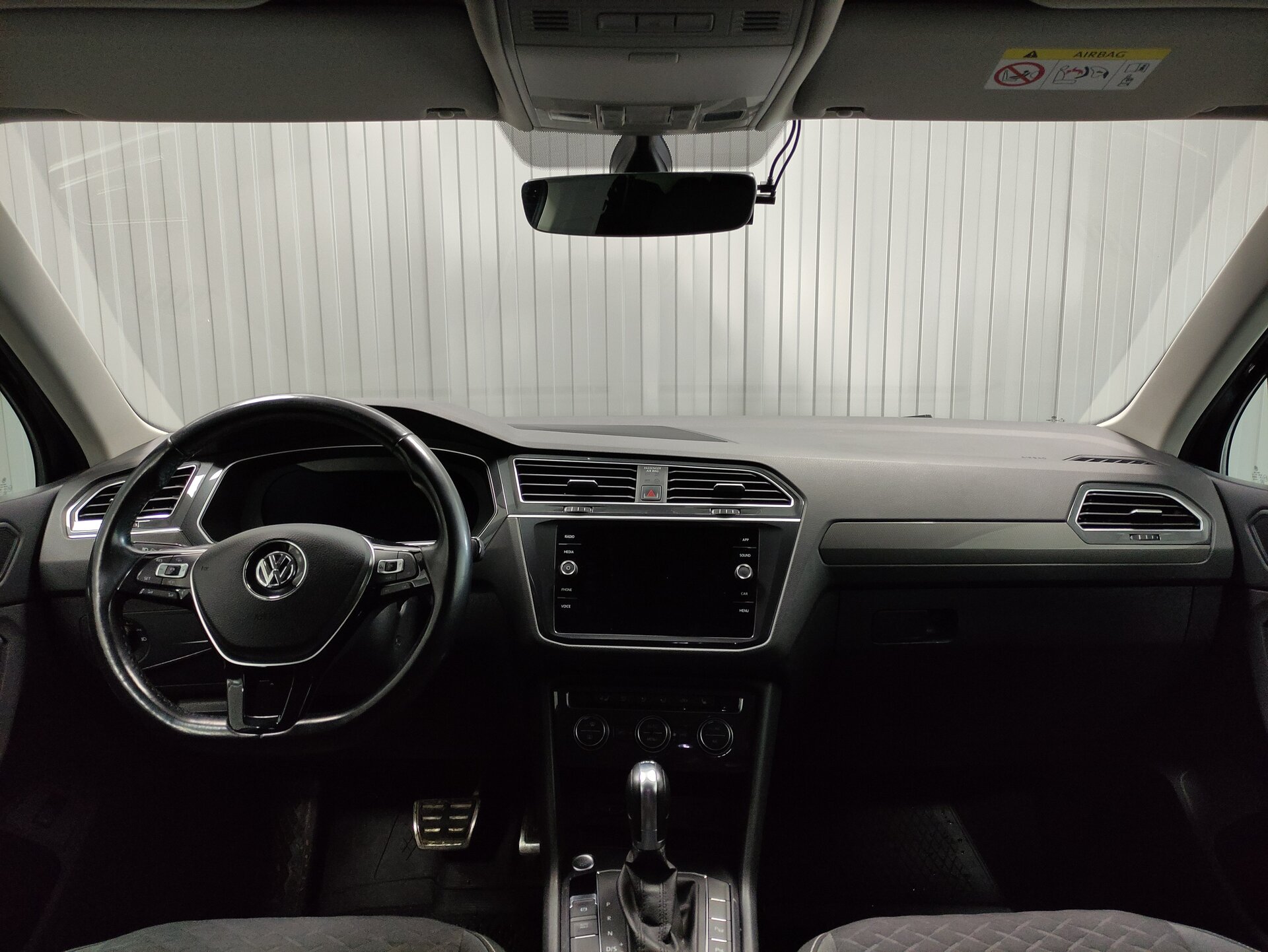 Volkswagen Tiguan, II 2018