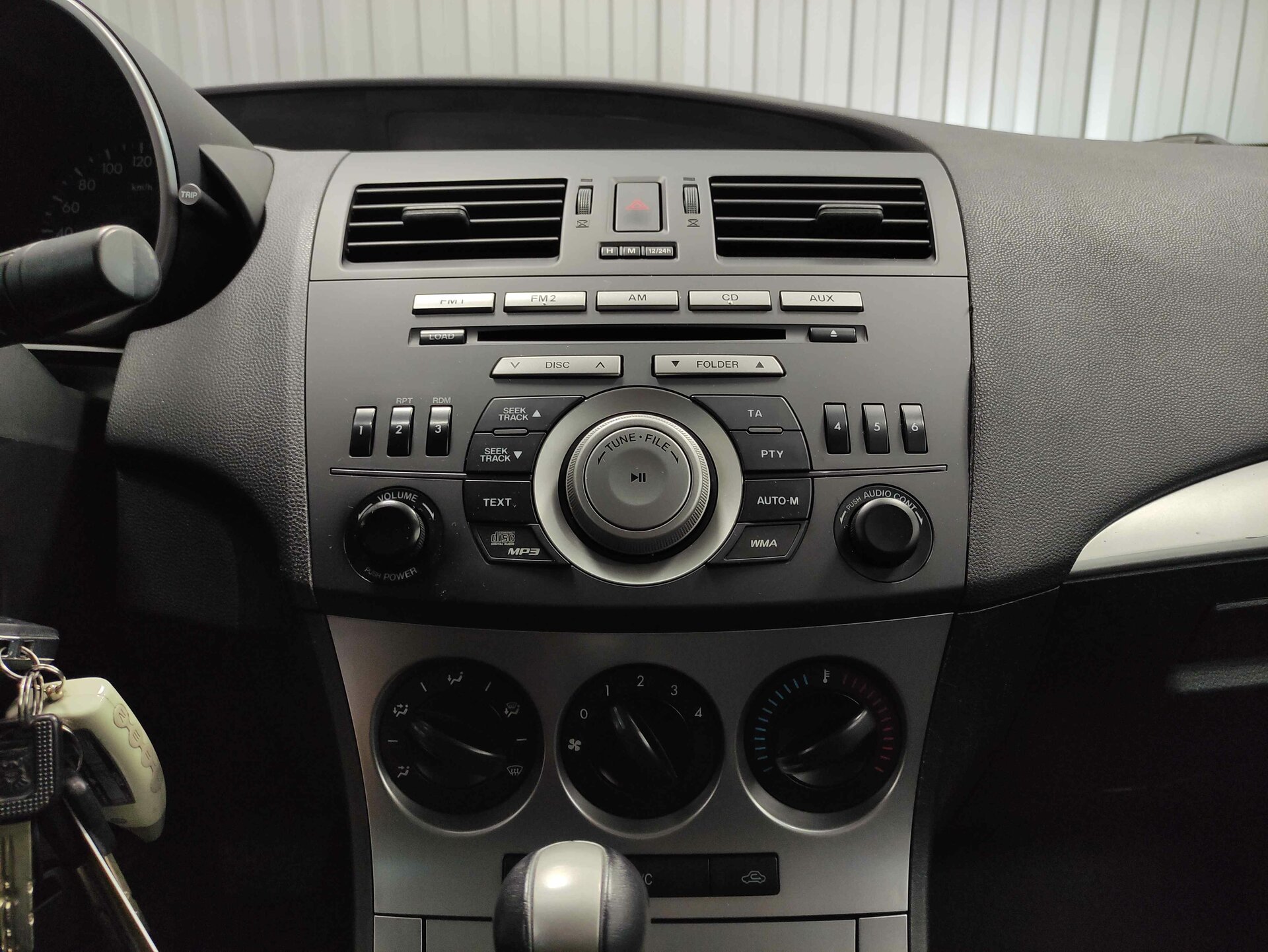 Mazda 3, II (BL) Рестайлинг 2011