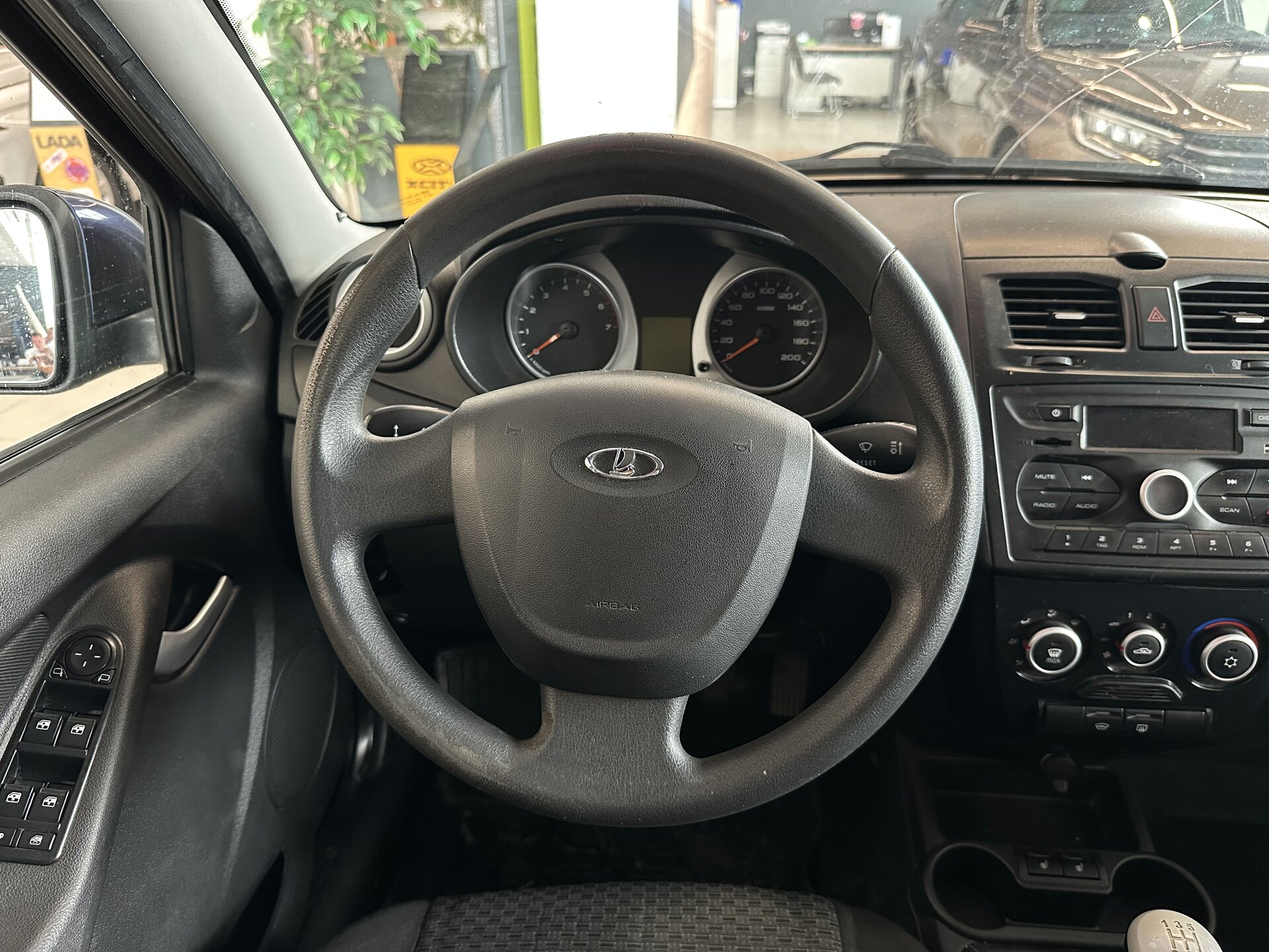 Lada (ВАЗ) Granta, I 2017