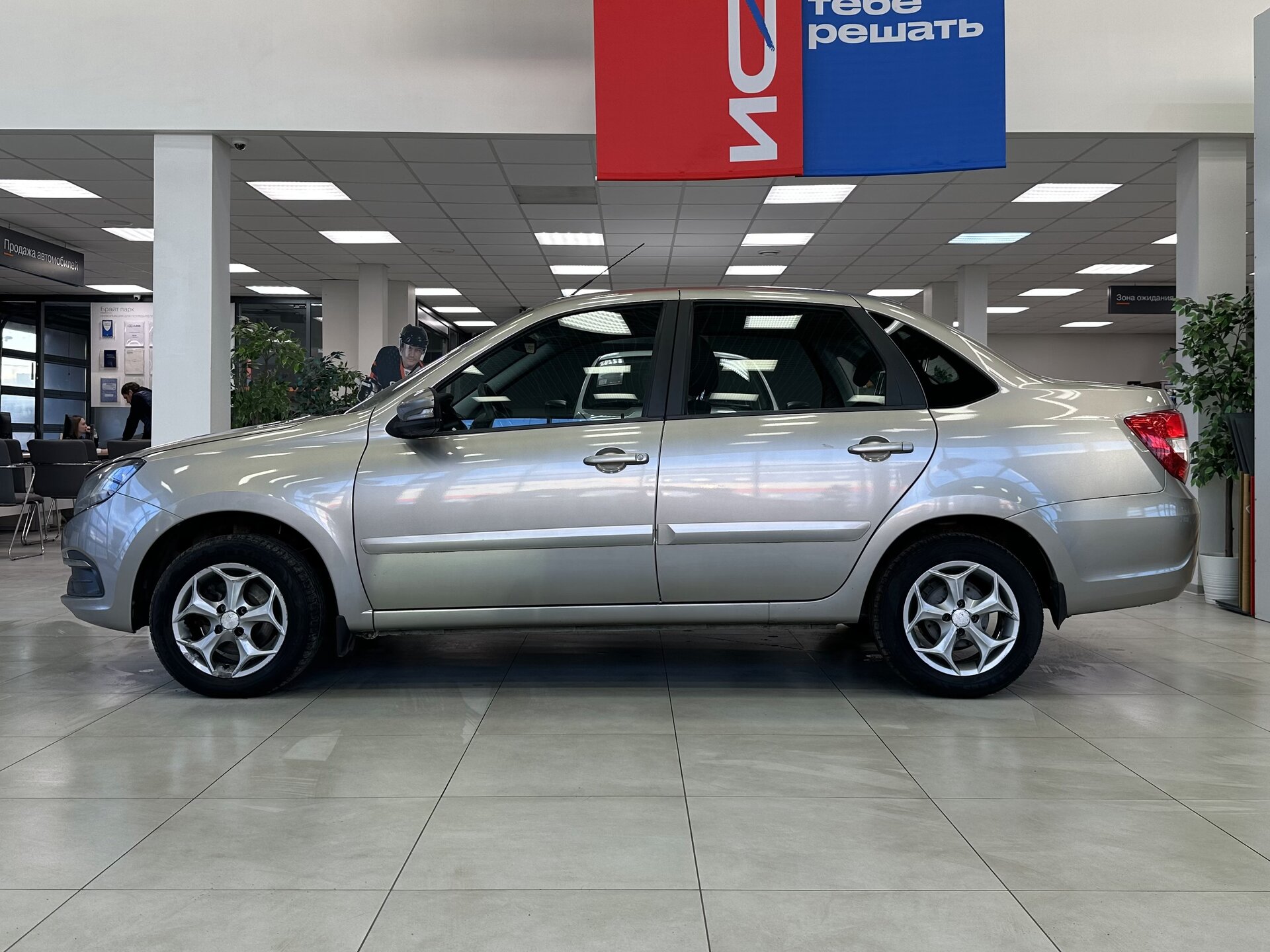 Lada (ВАЗ) Granta, I Рестайлинг 2019 Lada (ВАЗ) Granta, I Рестайлинг 2019