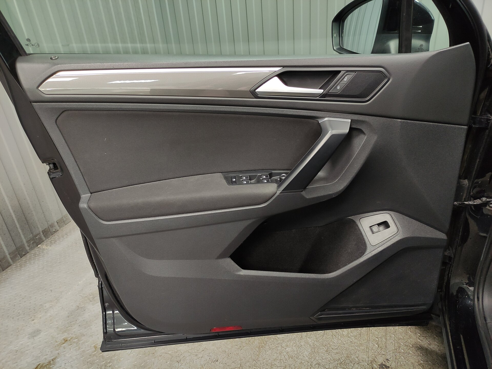 Volkswagen Tiguan, II 2018