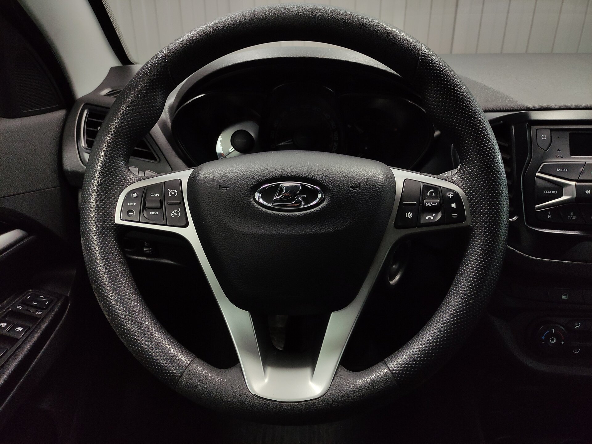 Lada (ВАЗ) Vesta, I 2021