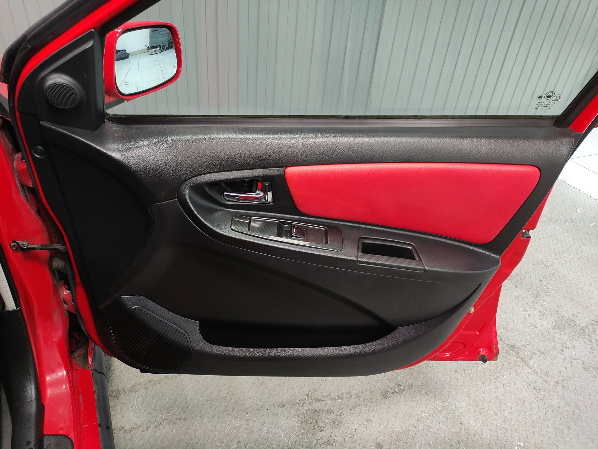 Geely MK Cross, I 2012