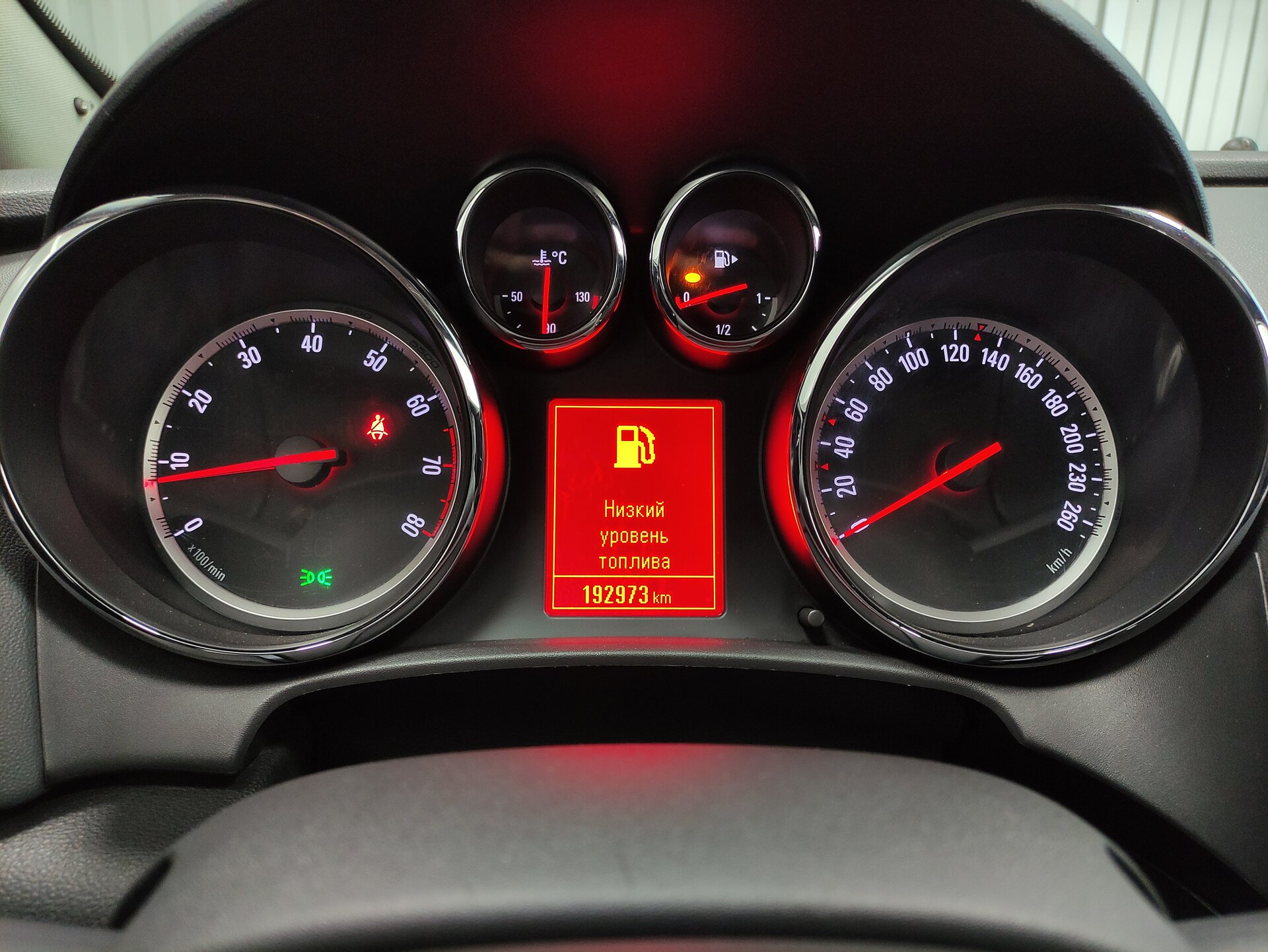 Opel Astra, J Рестайлинг 2012