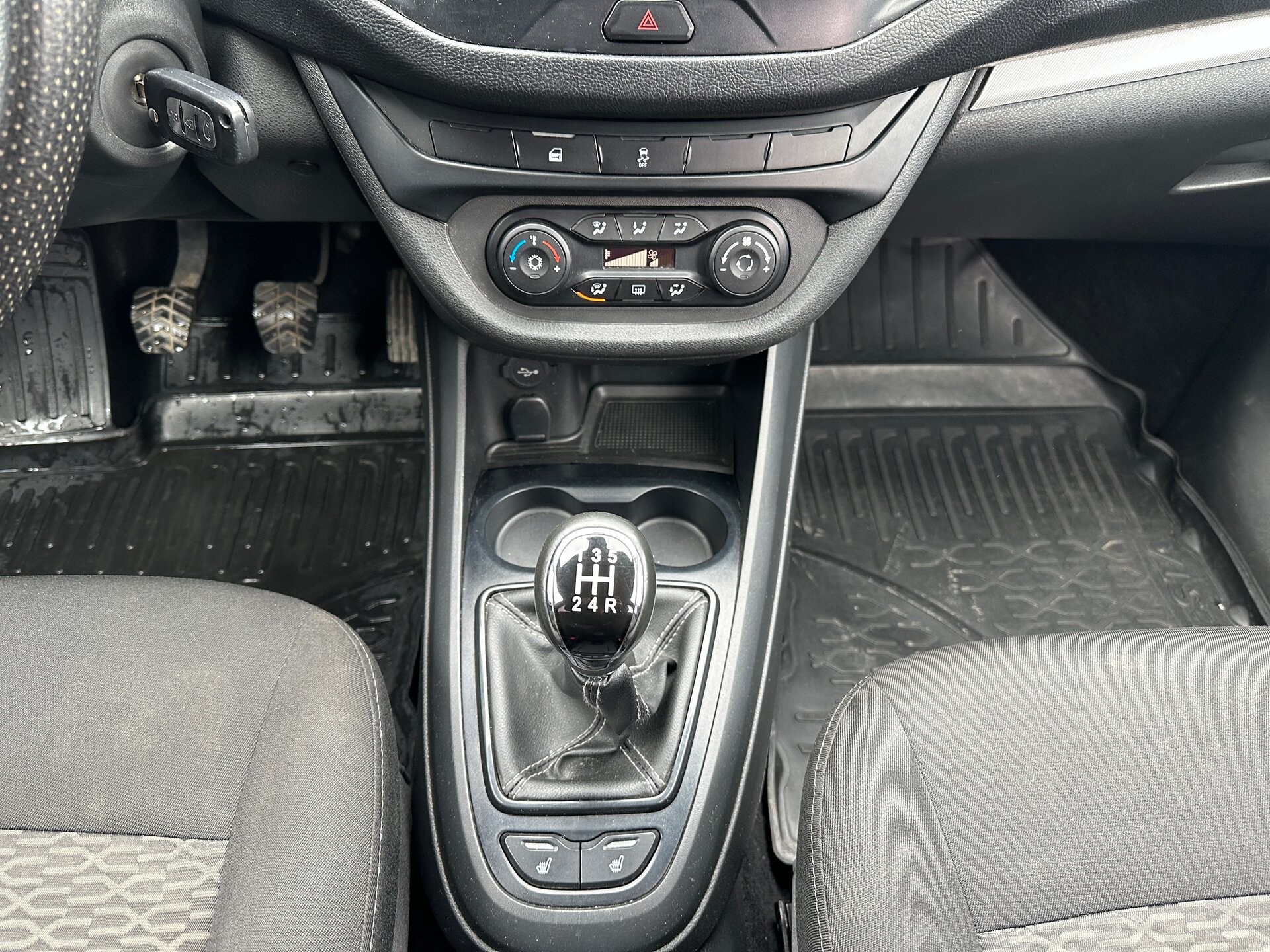 Lada (ВАЗ) Vesta, I 2017