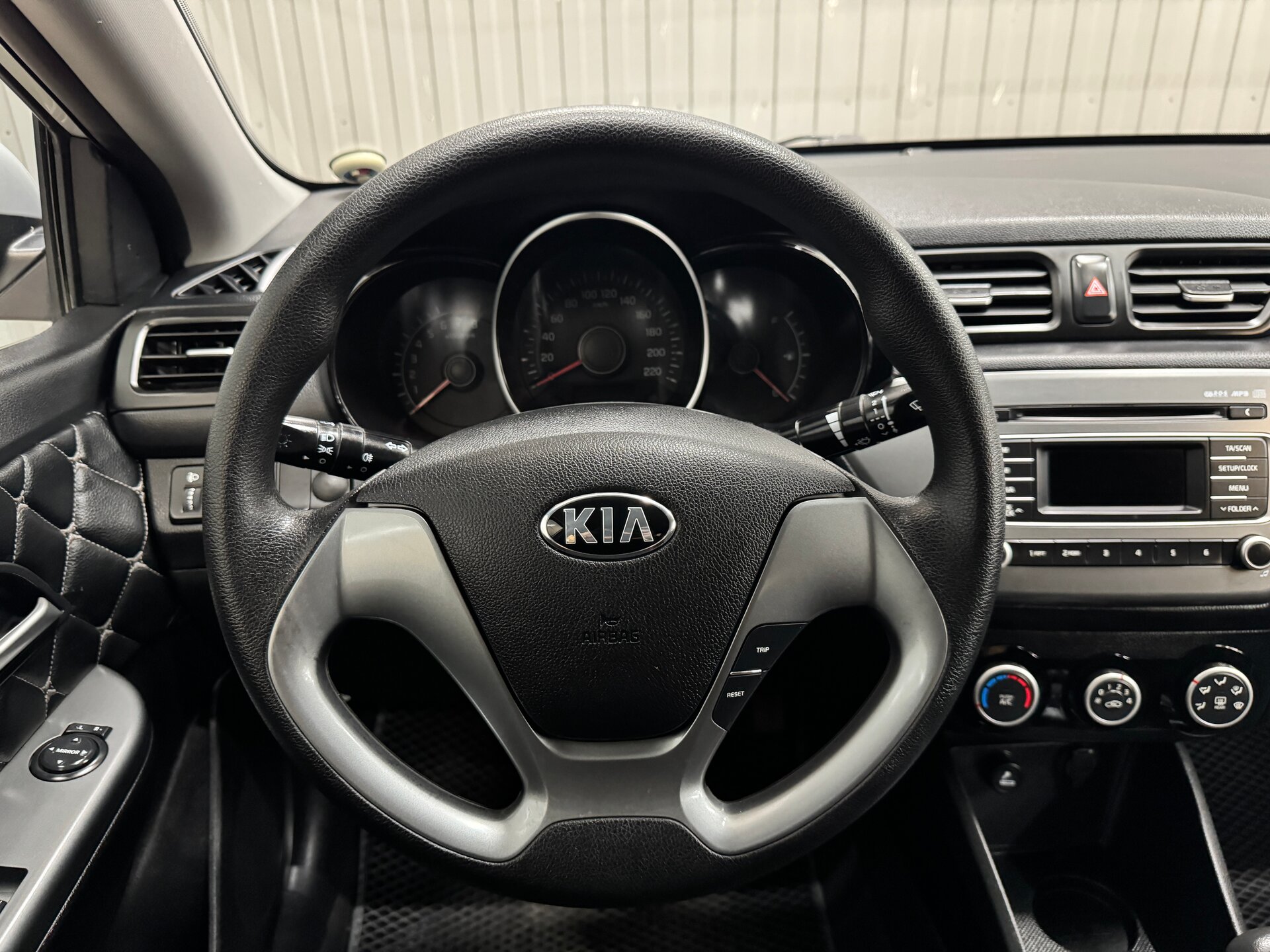 Kia Rio, III Рестайлинг 2017 Kia Rio, III Рестайлинг 2017