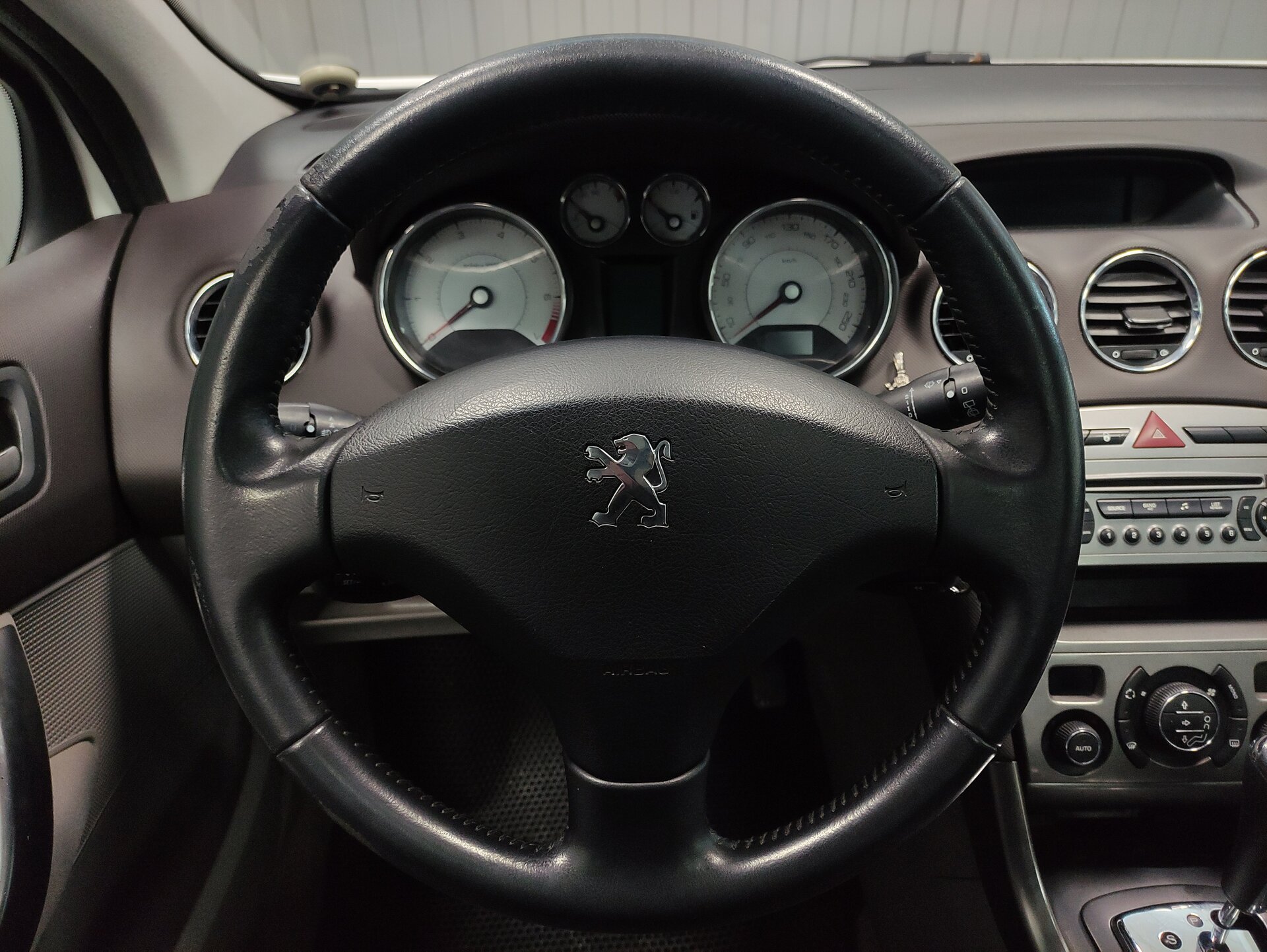 Peugeot 308, I Рестайлинг 2011