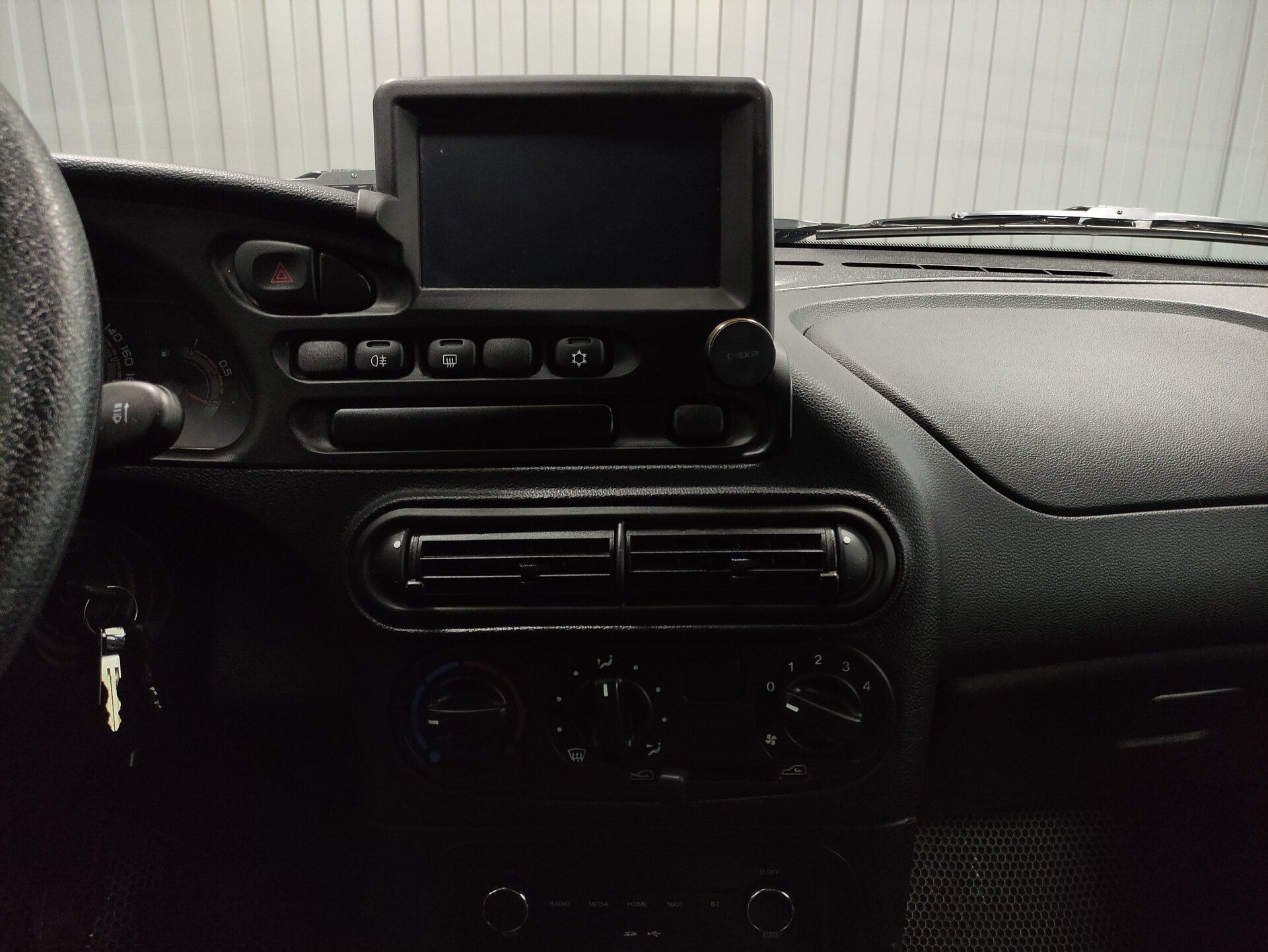 Lada (ВАЗ) Niva Travel, I 2023