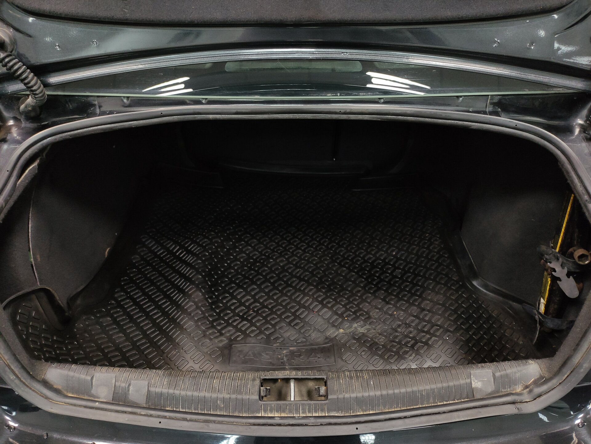 Opel Astra, H Рестайлинг 2013