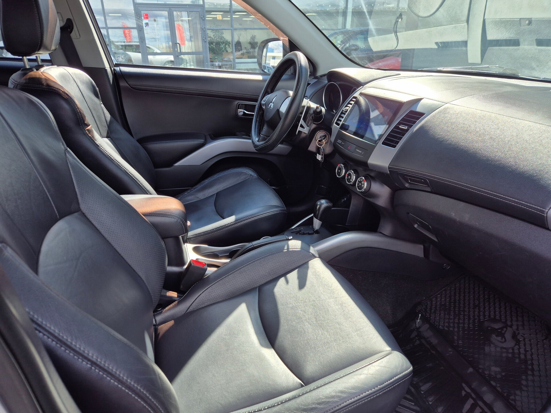 Mitsubishi Outlander, II Рестайлинг 2011