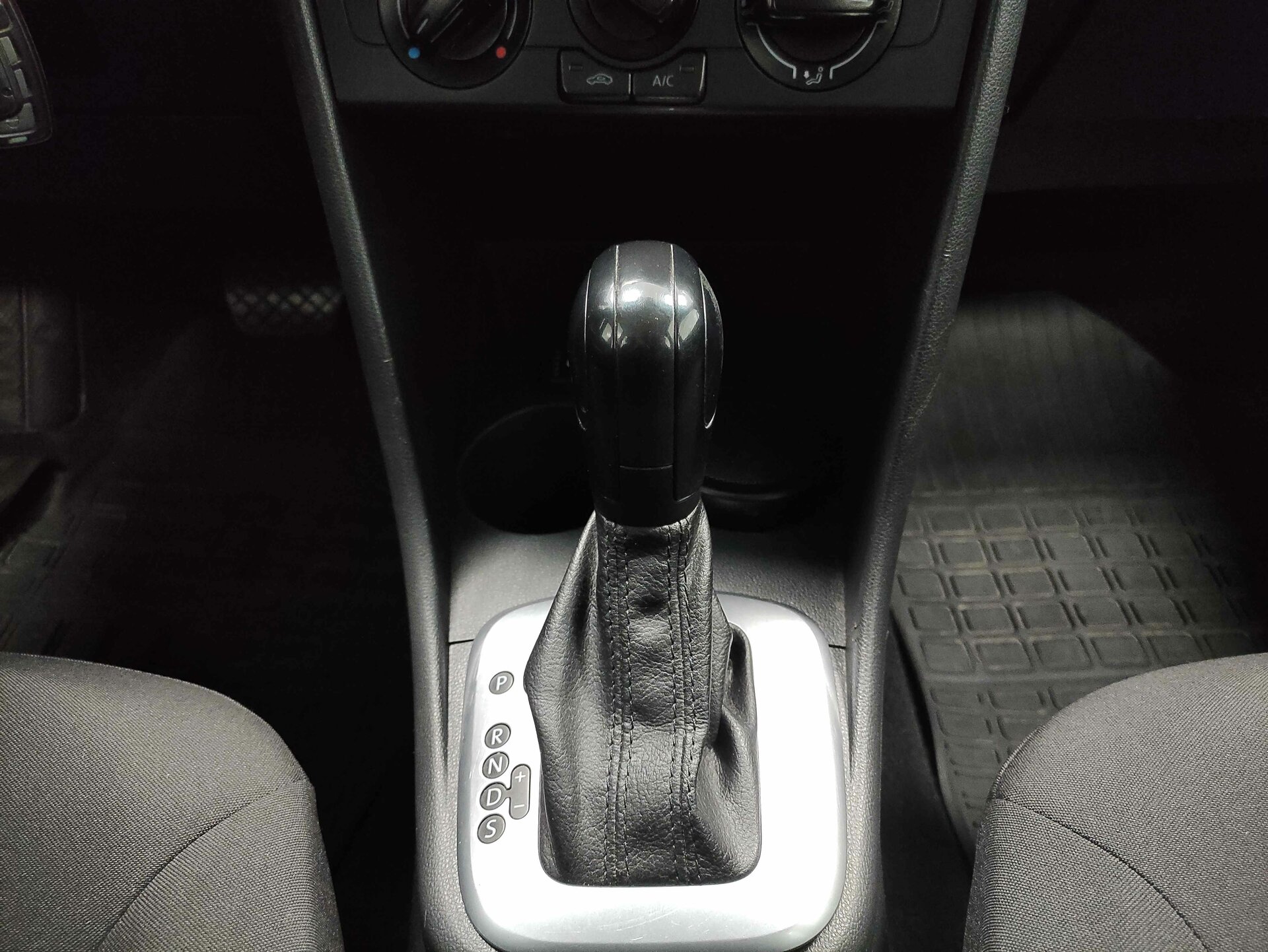 Volkswagen Polo, V Рестайлинг 2020