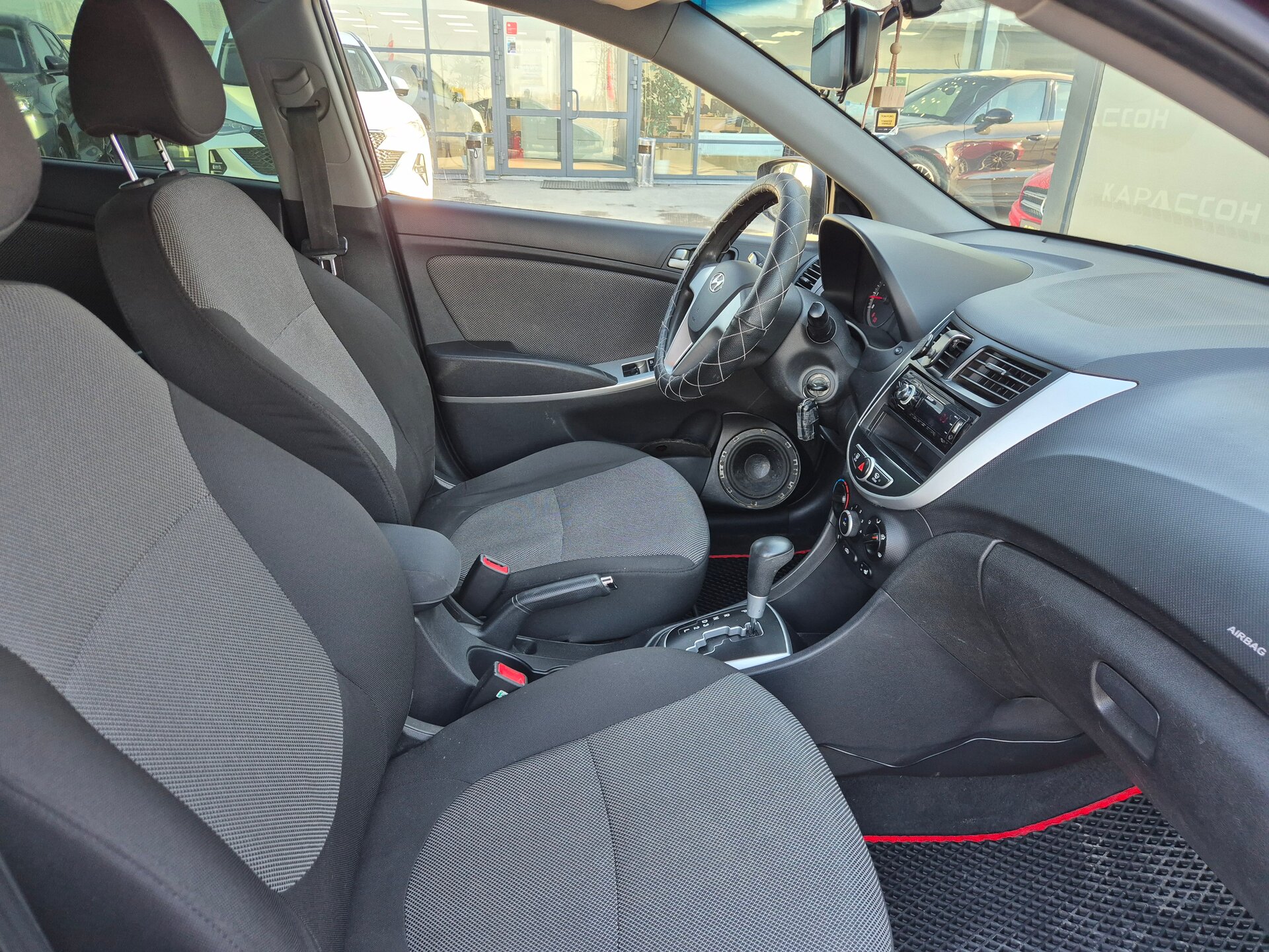 Hyundai Solaris, I 2011