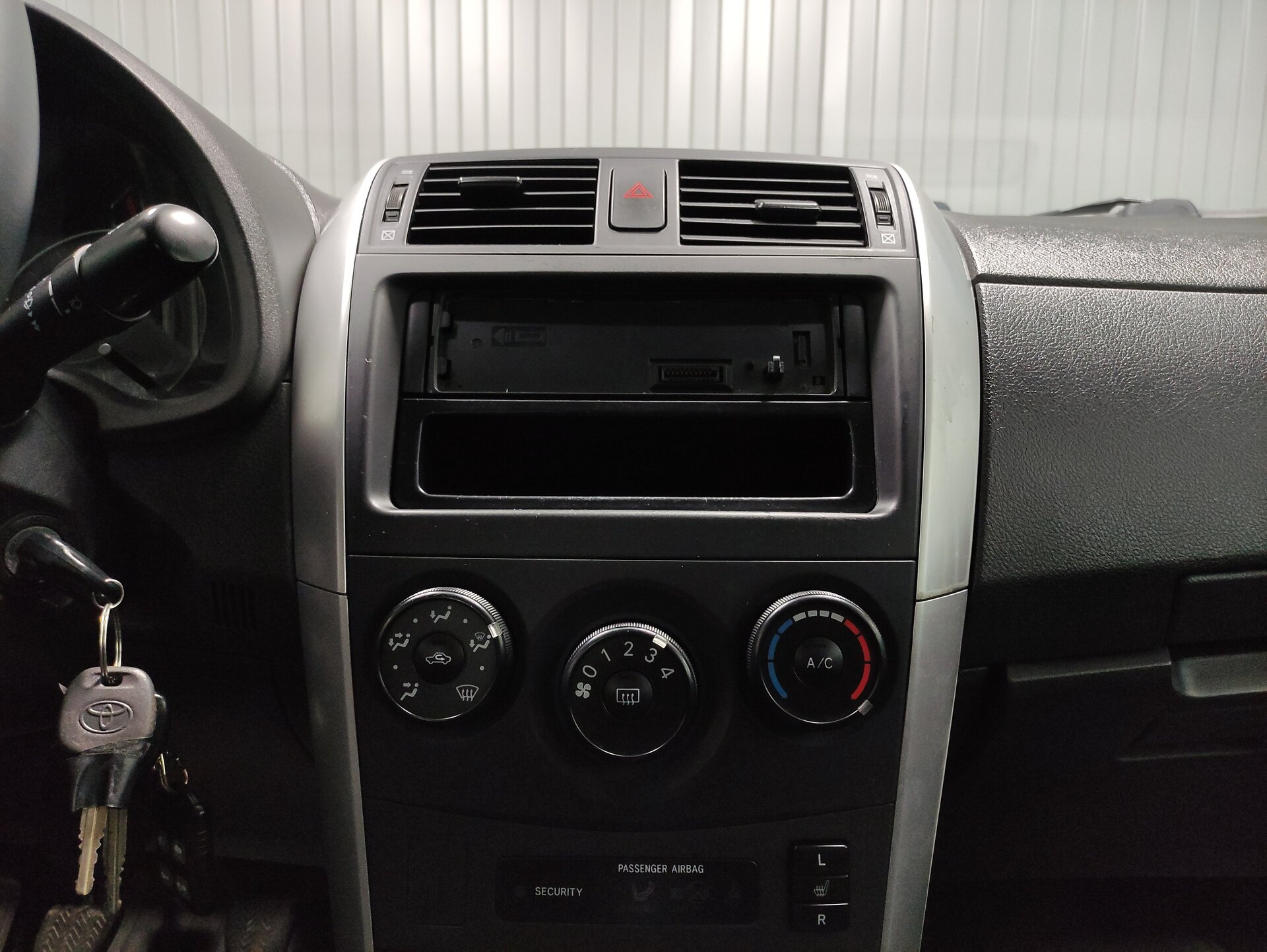 Toyota Corolla, X (E140, E150) Рестайлинг 2012