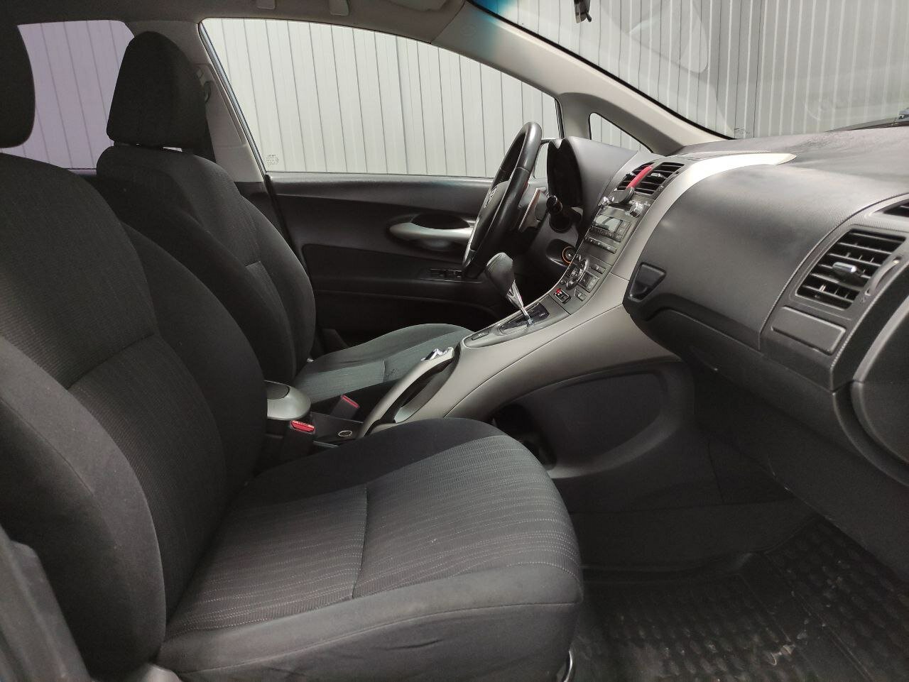 Toyota Auris, I 2008