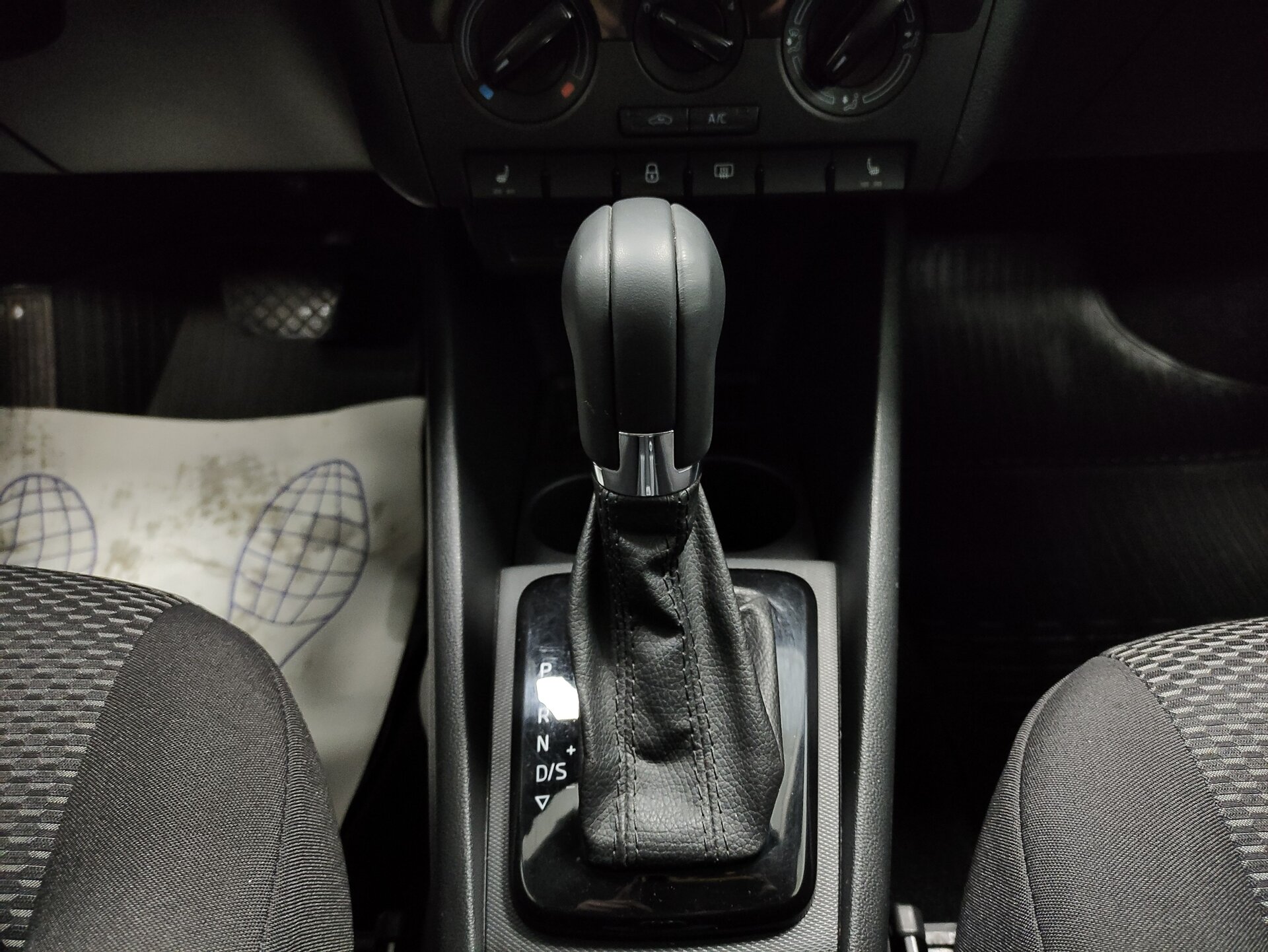 Volkswagen Polo, VI 2021