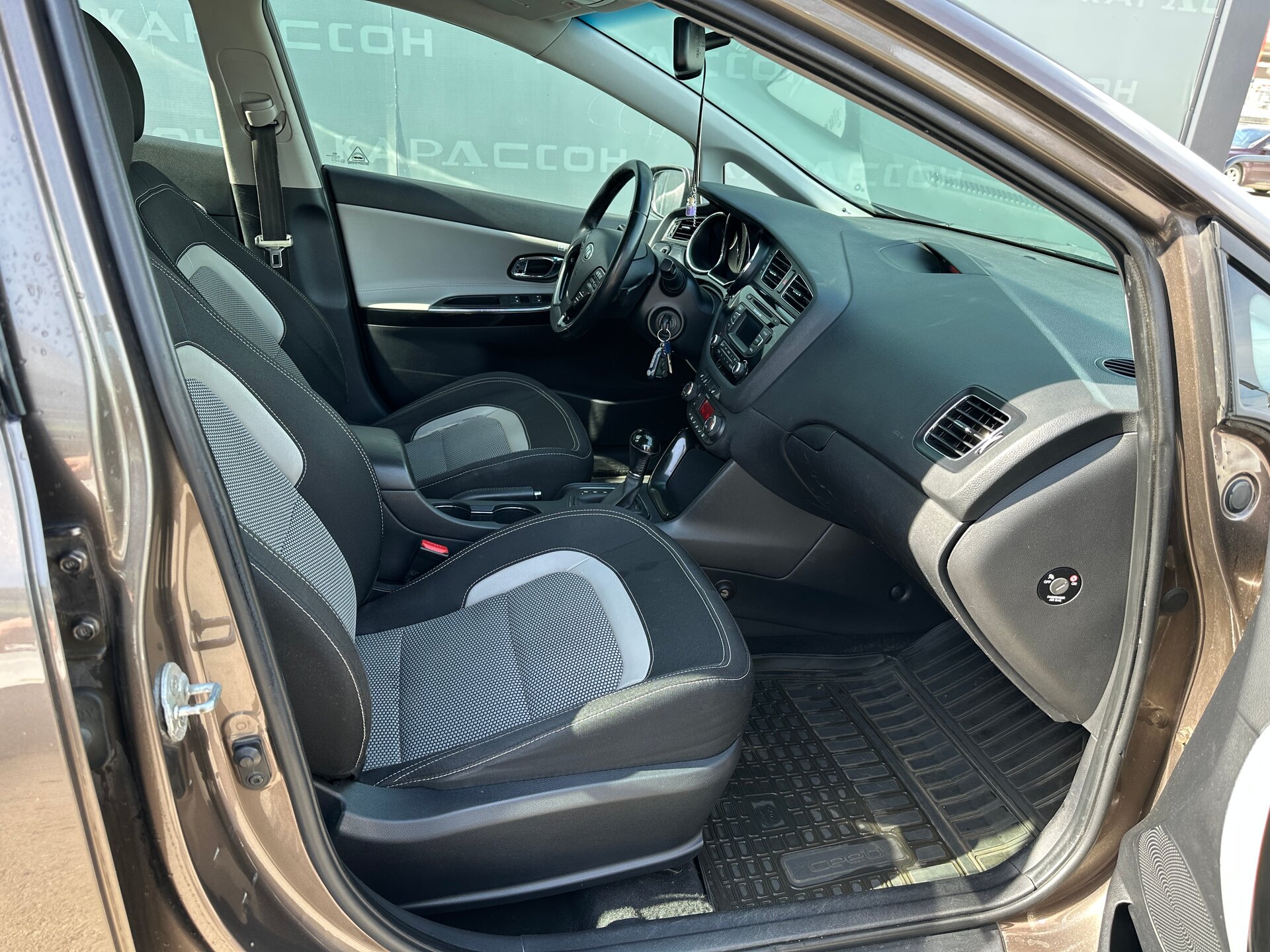 Kia Ceed, II 2012