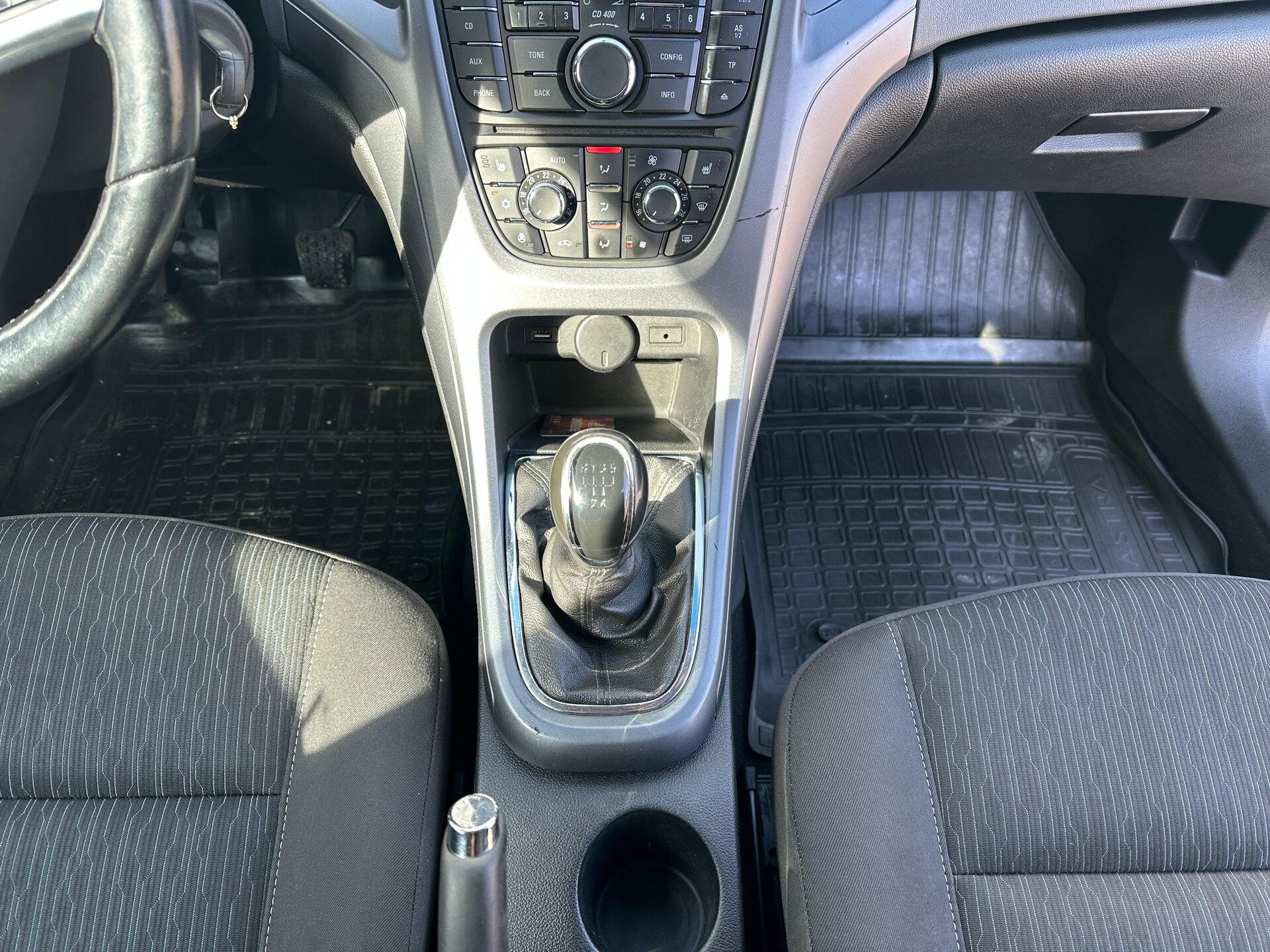 Opel Astra, J Рестайлинг 2013