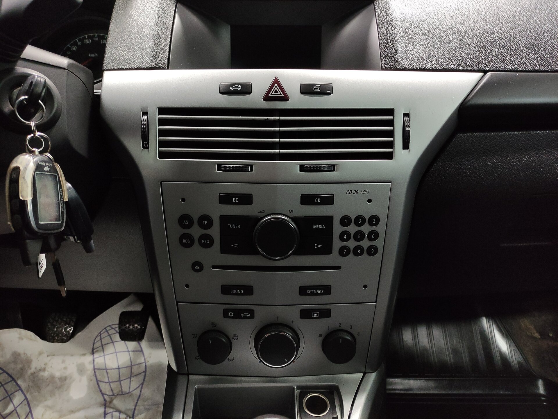 Opel Astra, H Рестайлинг 2013