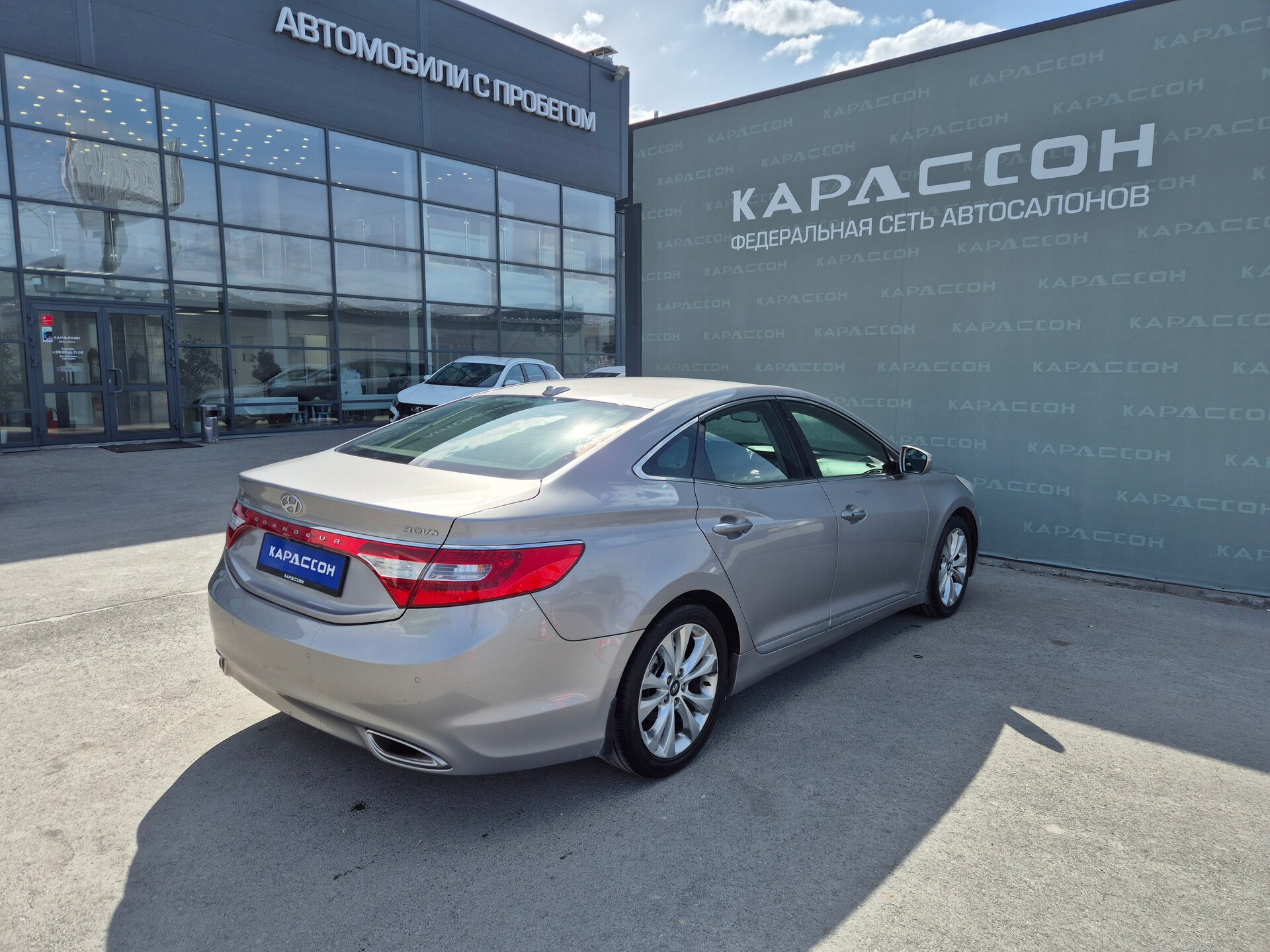 Hyundai Grandeur, V 2012