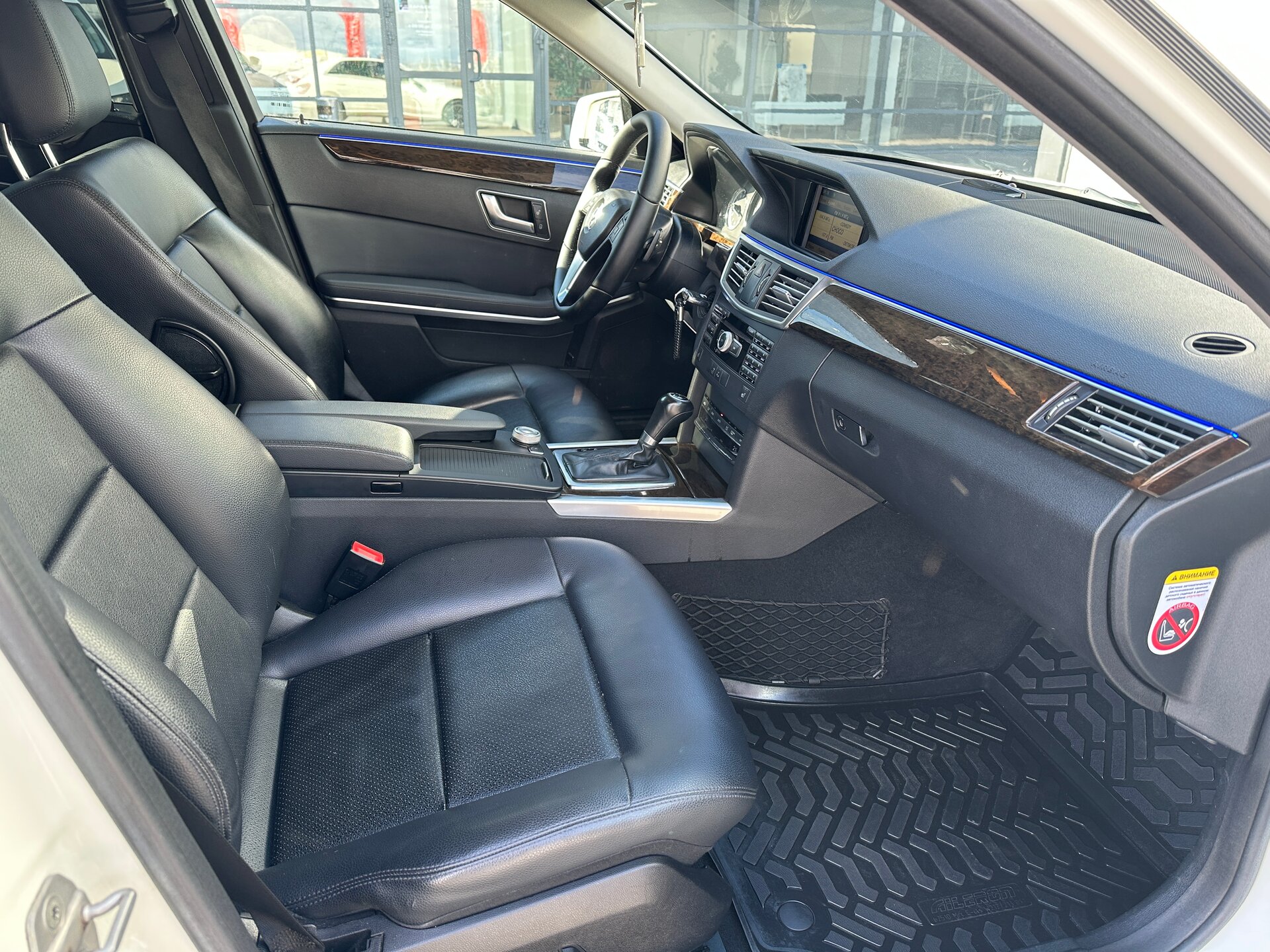 Mercedes-Benz E-Класс, IV (W212, S212, C207) 2011