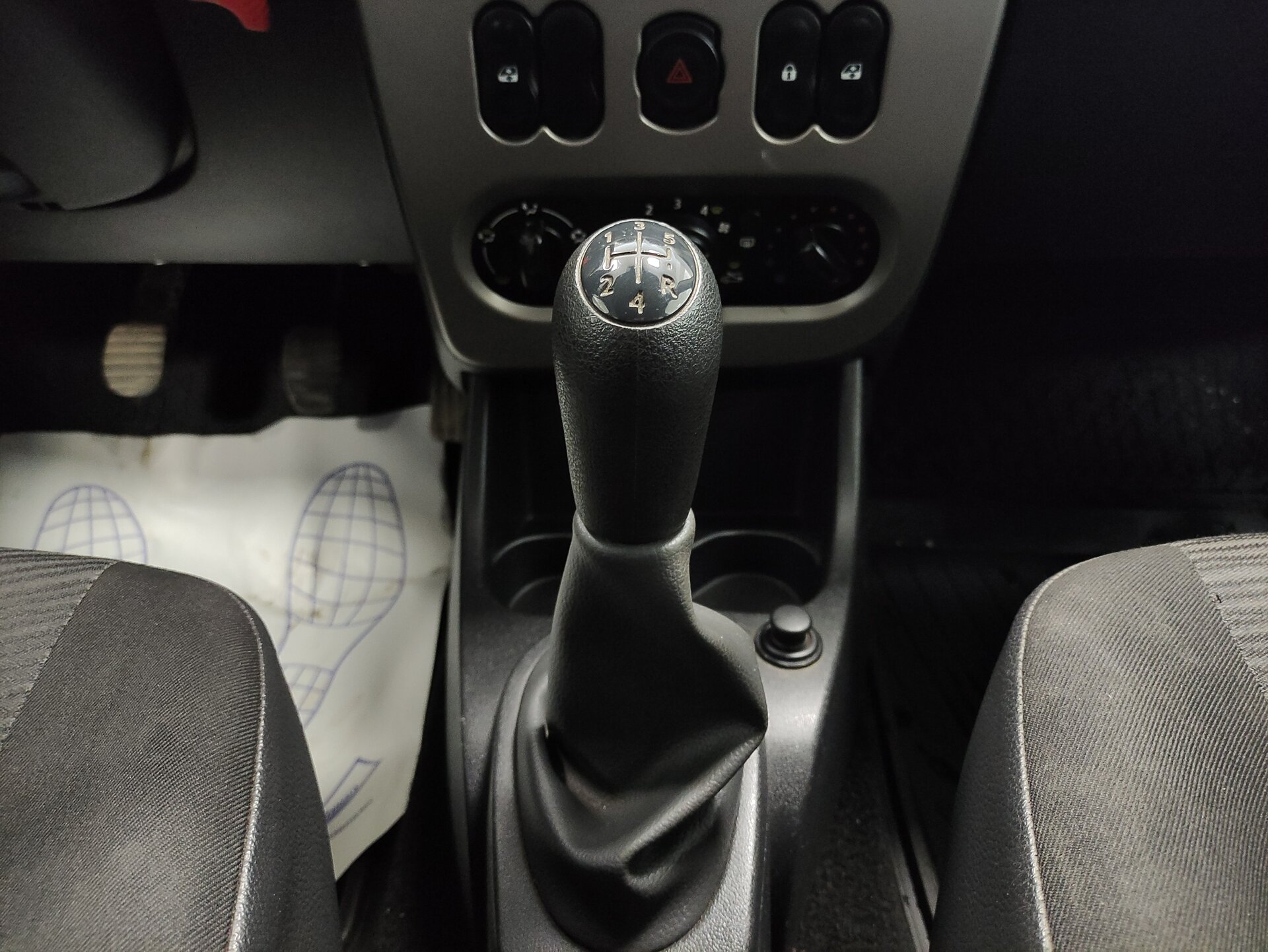 Renault Sandero, I 2013