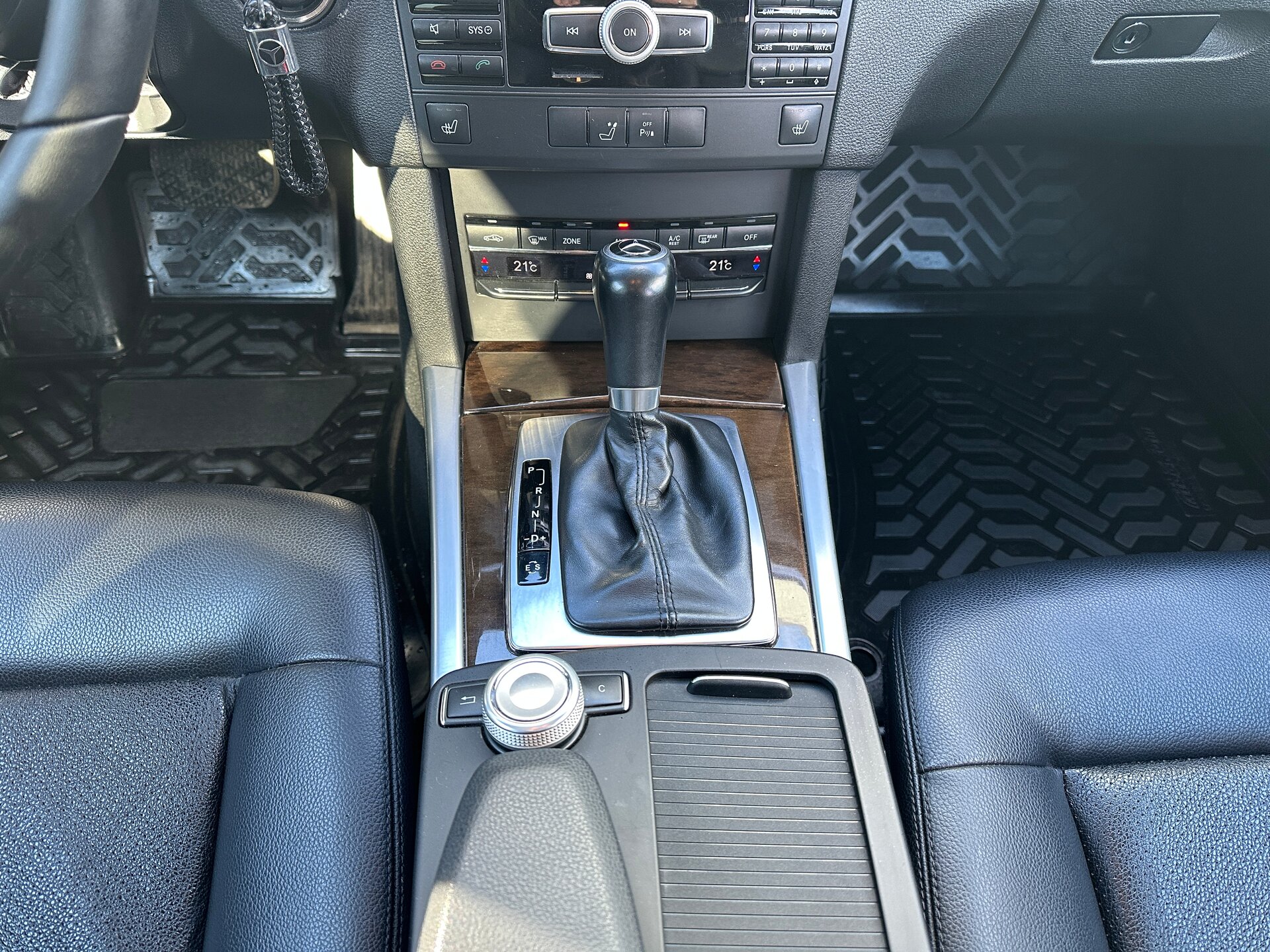 Mercedes-Benz E-Класс, IV (W212, S212, C207) 2011